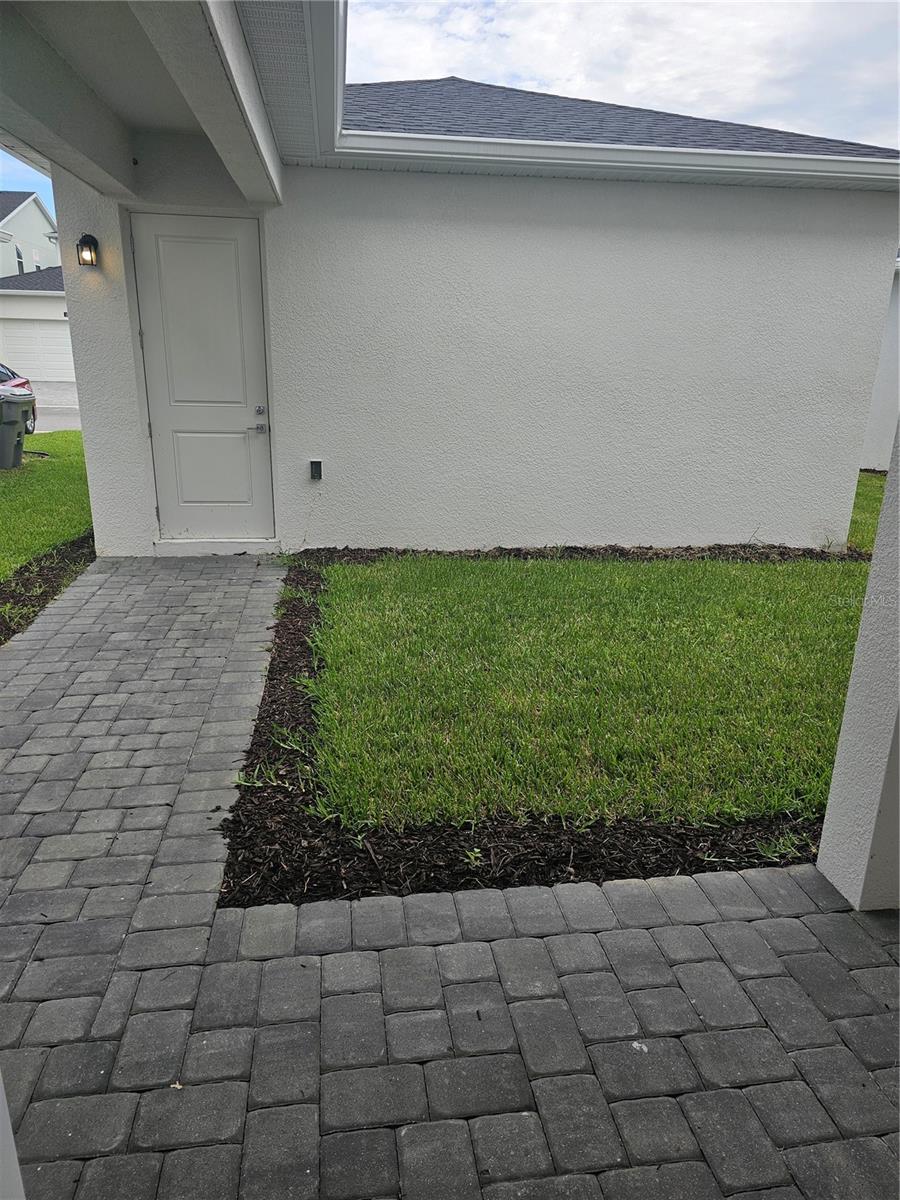 1526 Ridgeback Ln Property Photo 24