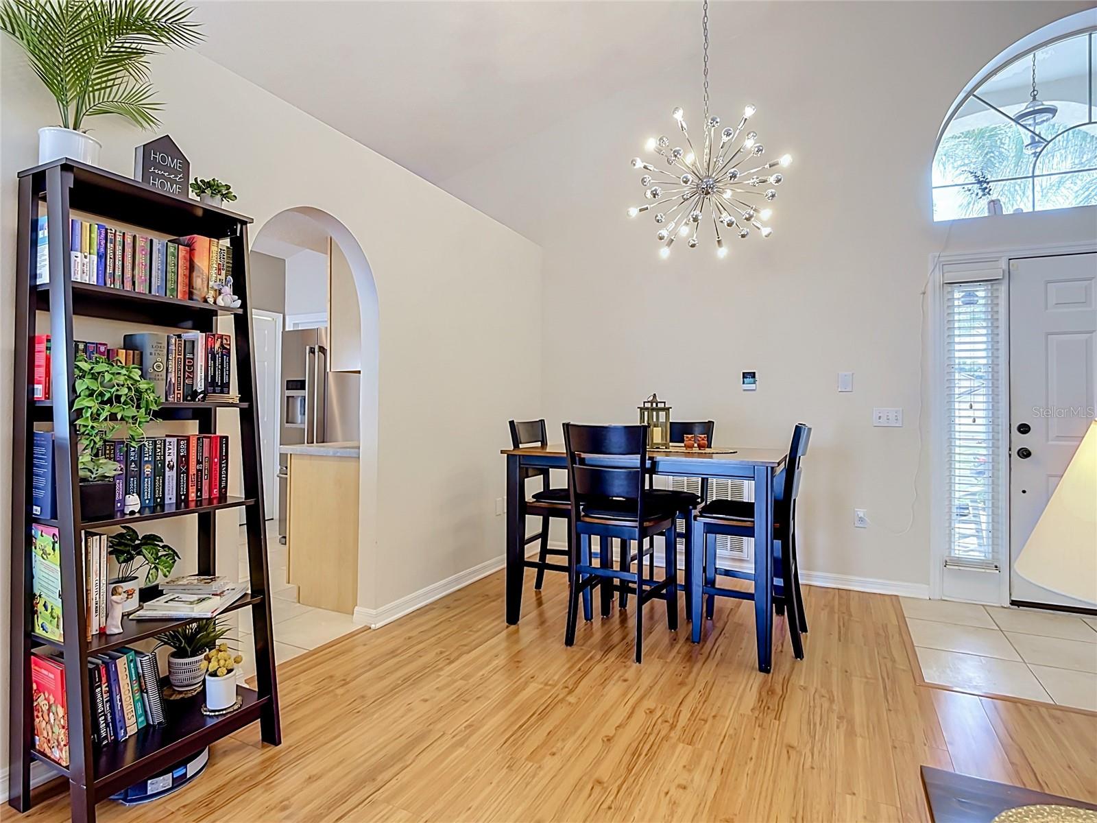 335 Regency St Property Photo 12