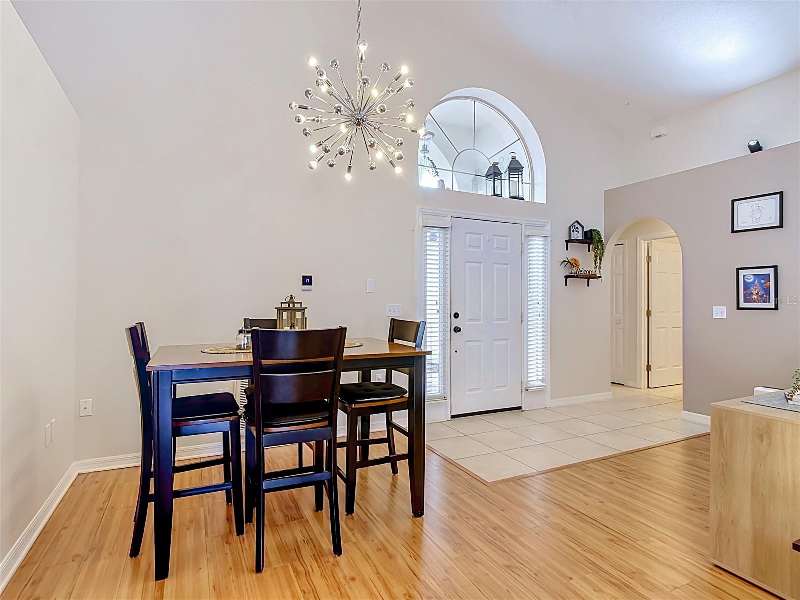 335 Regency St Property Photo 13