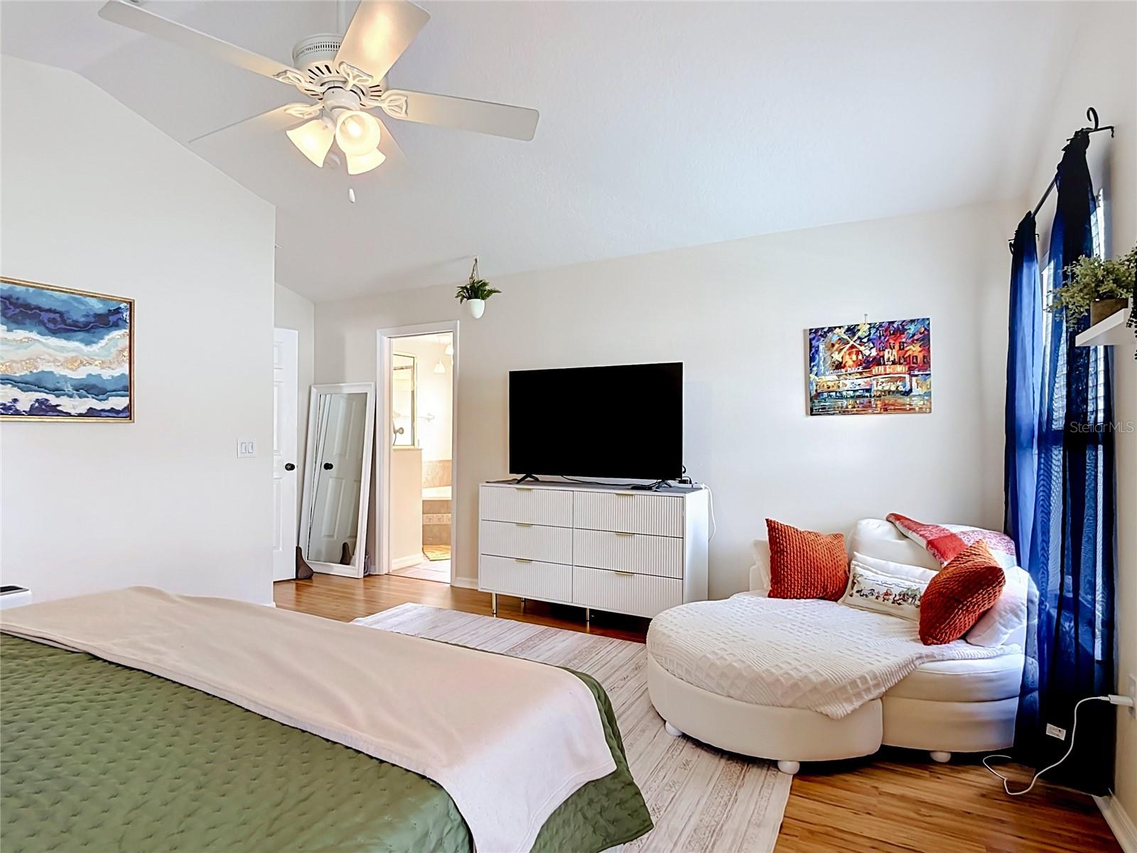 335 Regency St Property Photo 35