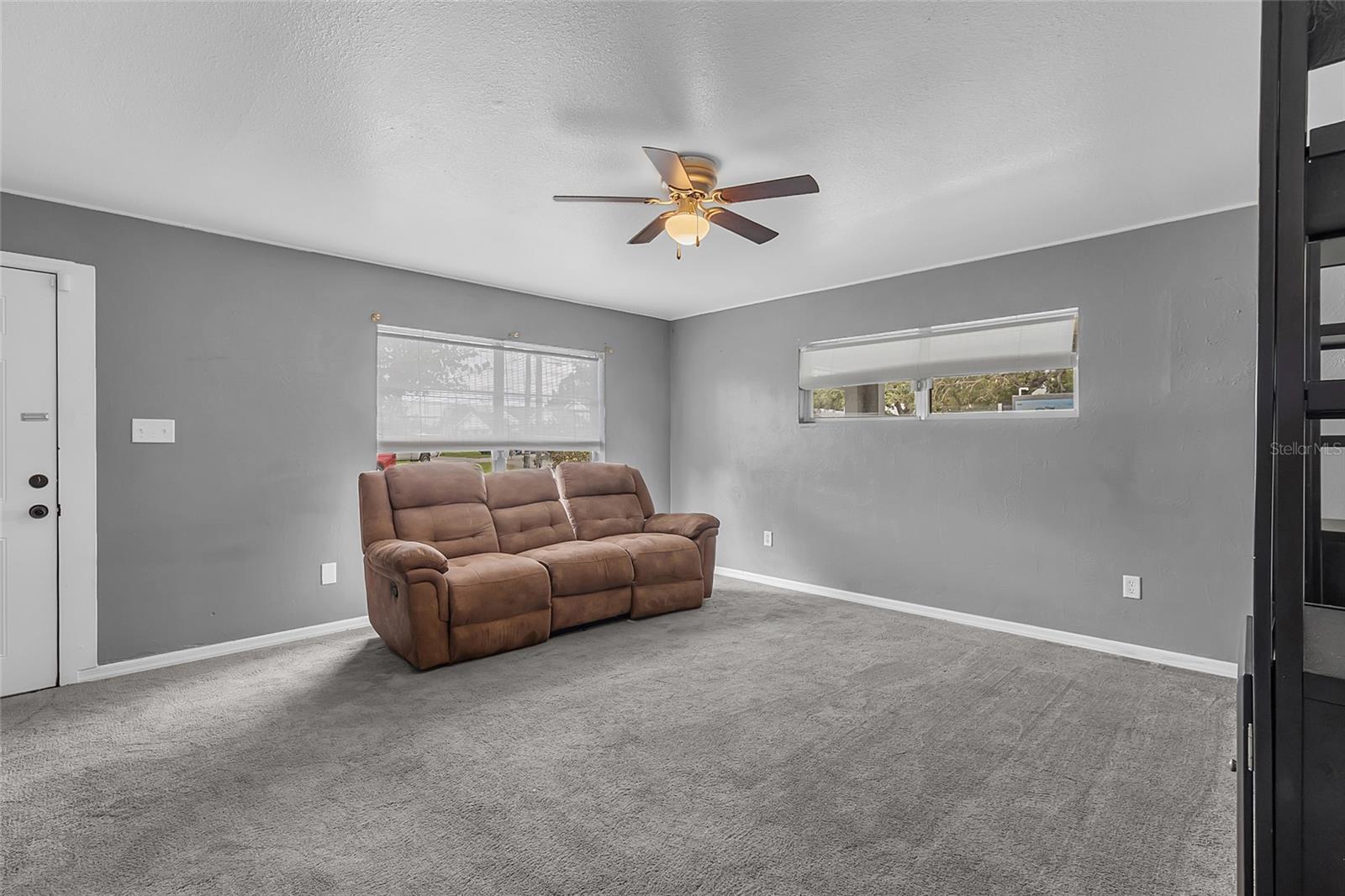 320 S Seminole Ave Property Photo 12