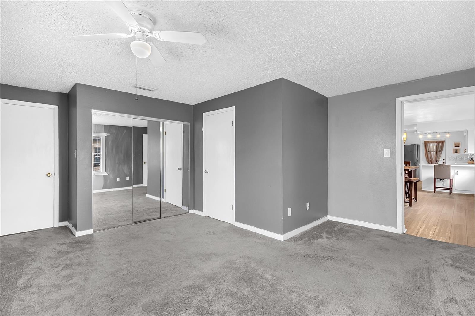 320 S Seminole Ave Property Photo 20