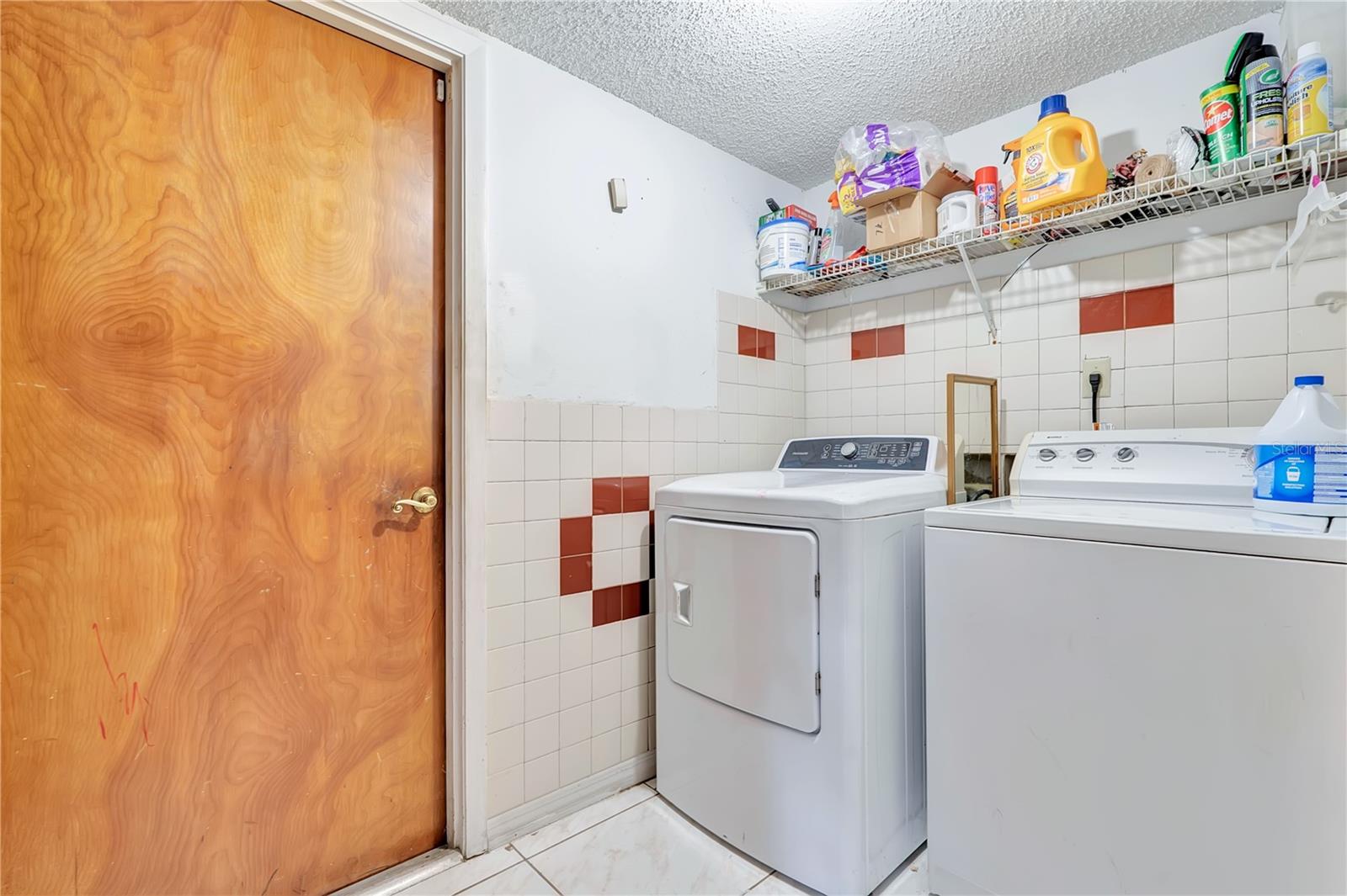 9824 Surrey Ridge Rd Property Photo 11
