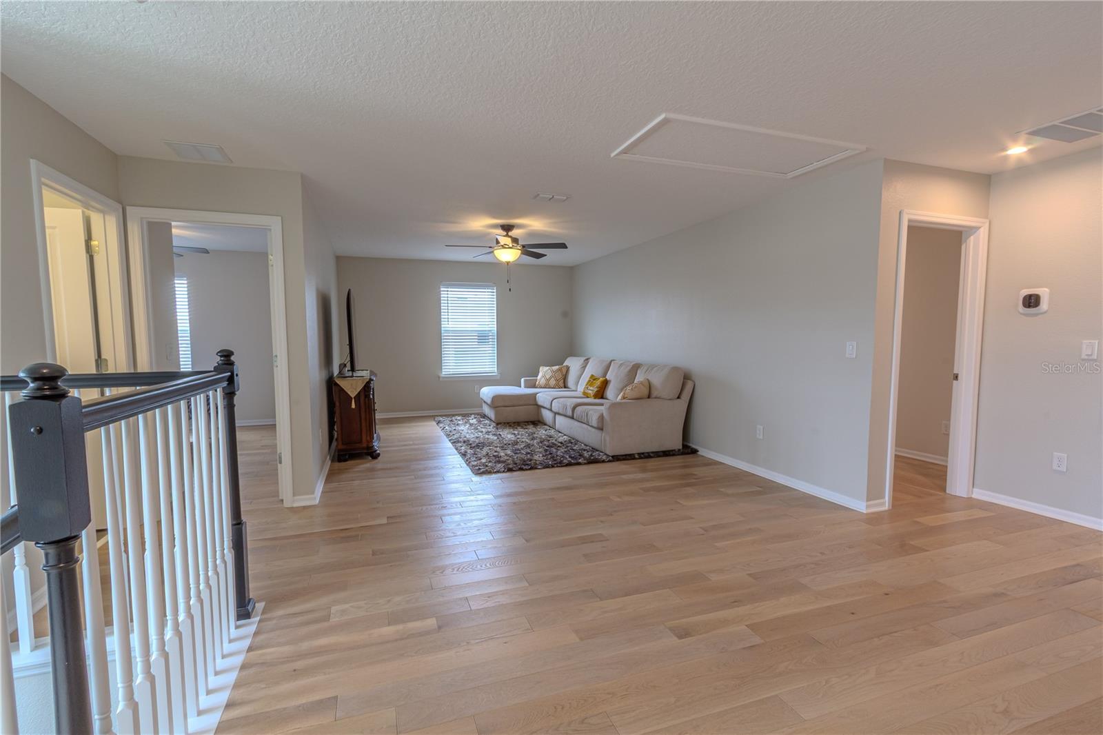 1261 Lone Palm Way Property Photo 18
