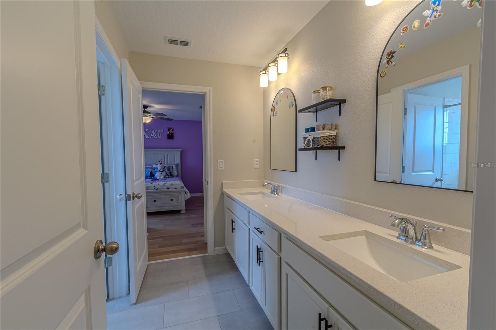 1261 Lone Palm Way Property Photo 46