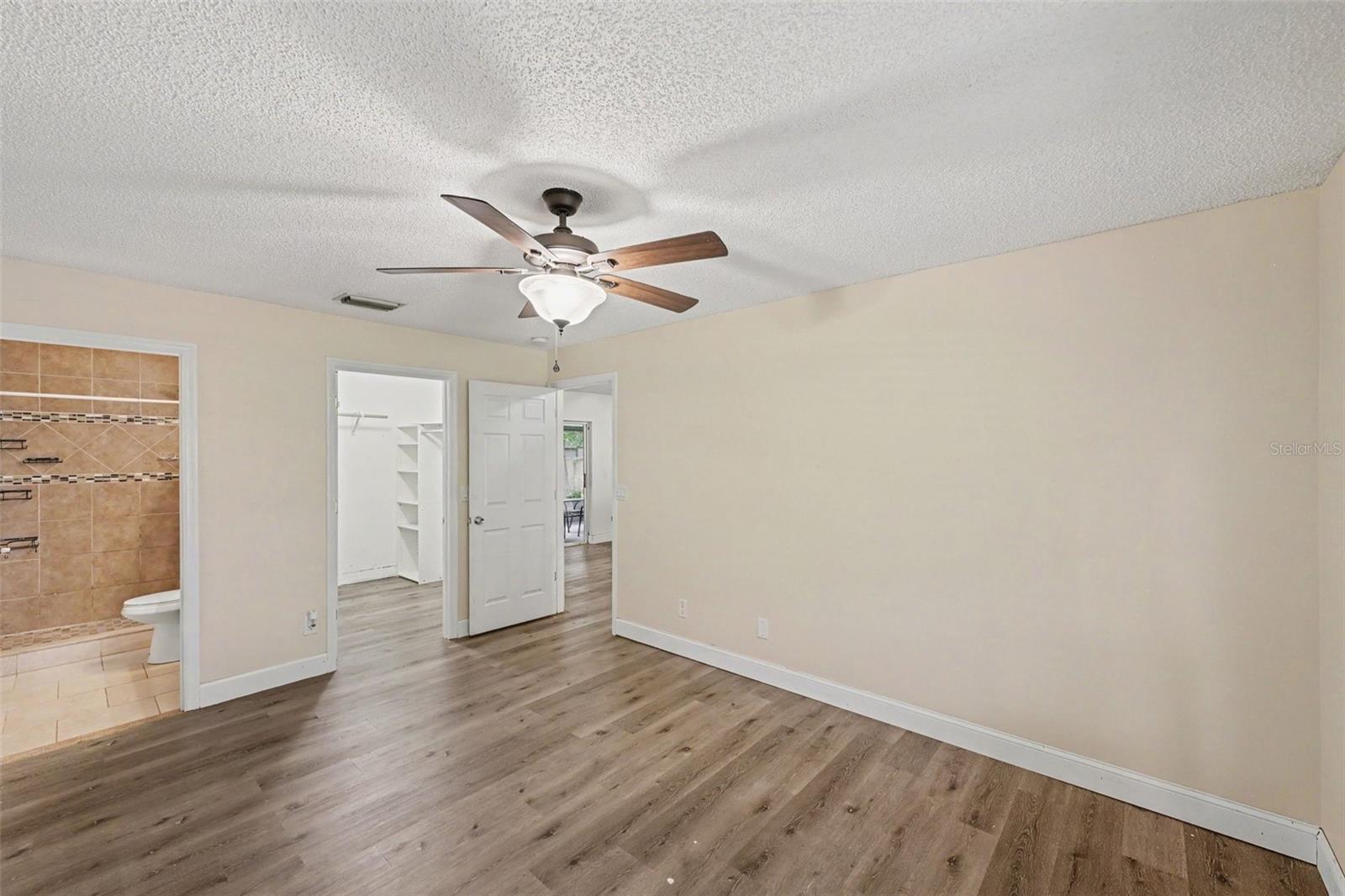 6289 Leonard Ave Property Photo 14