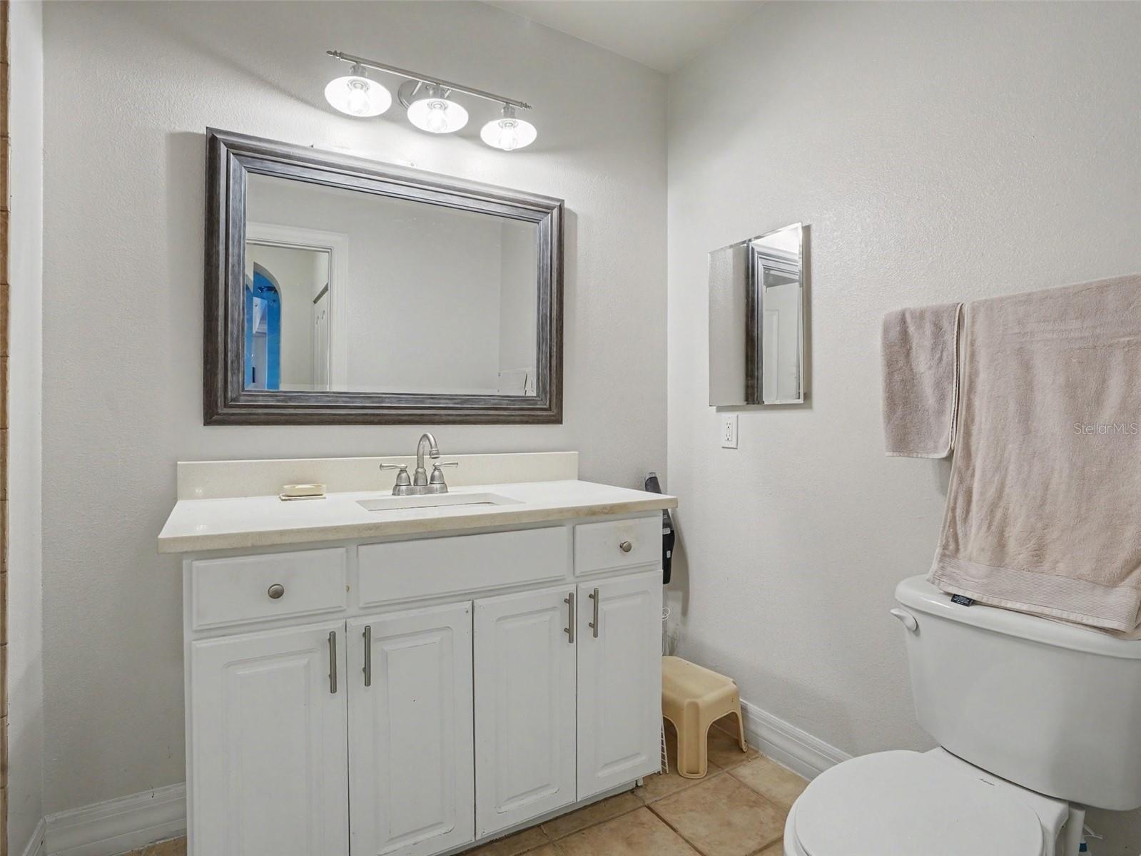 501 Mirasol Cir #313 Property Photo 25