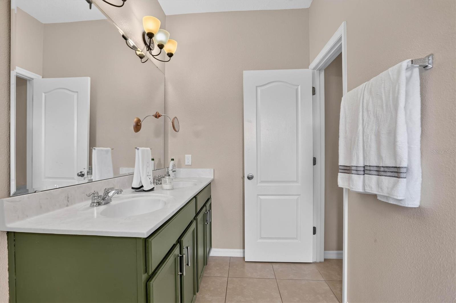 1608 Mohegan Blvd Property Photo 28