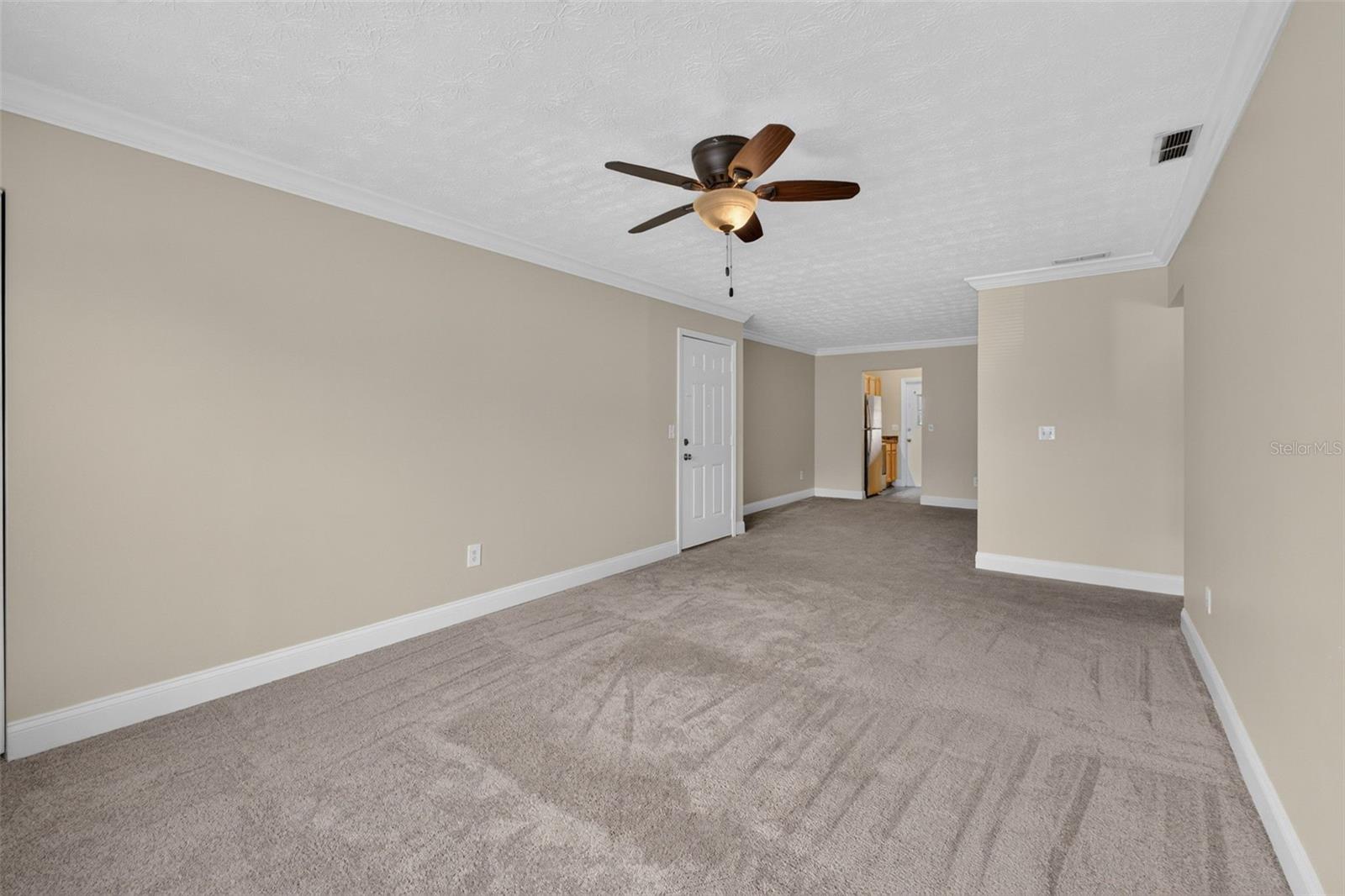 5301 Hansel Ave #a-18 Property Photo 9