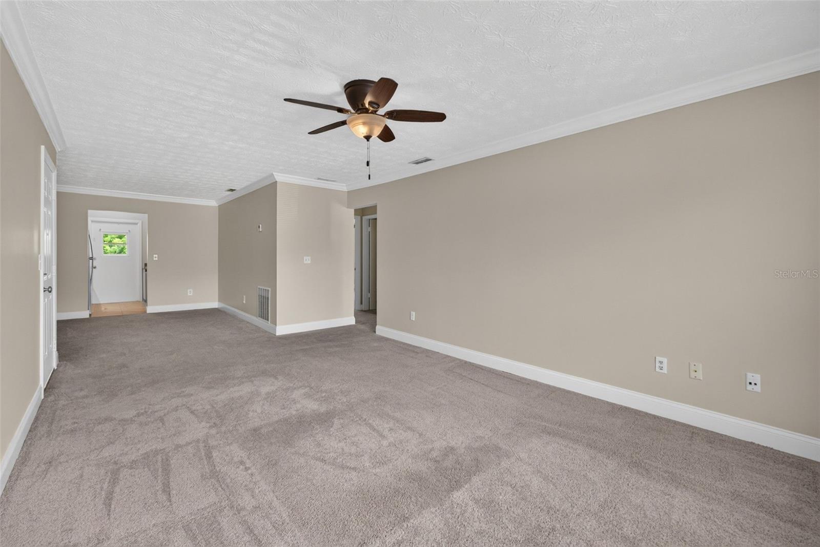 5301 Hansel Ave #a-18 Property Photo 11