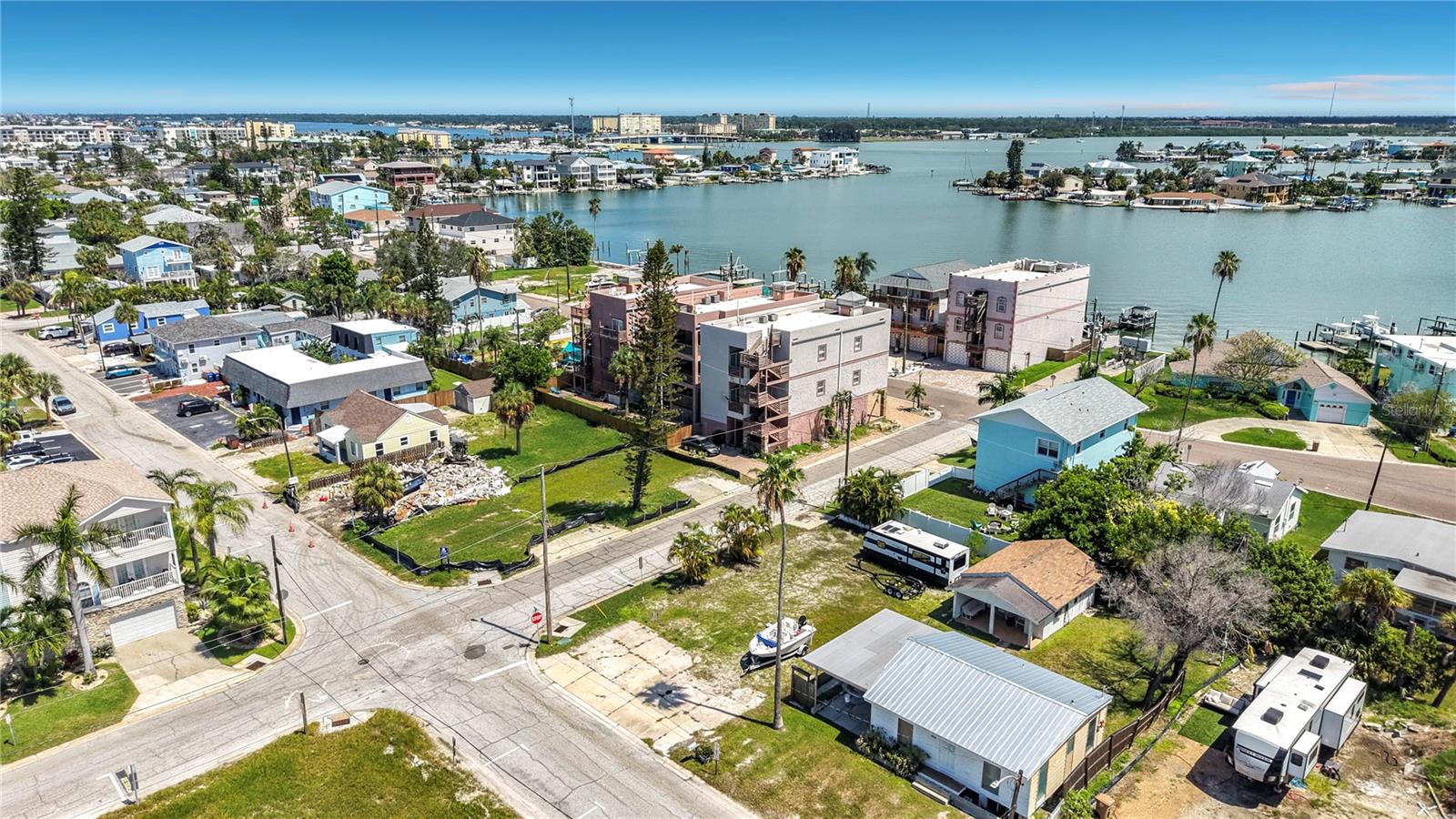14065 Palm St Property Photo 11