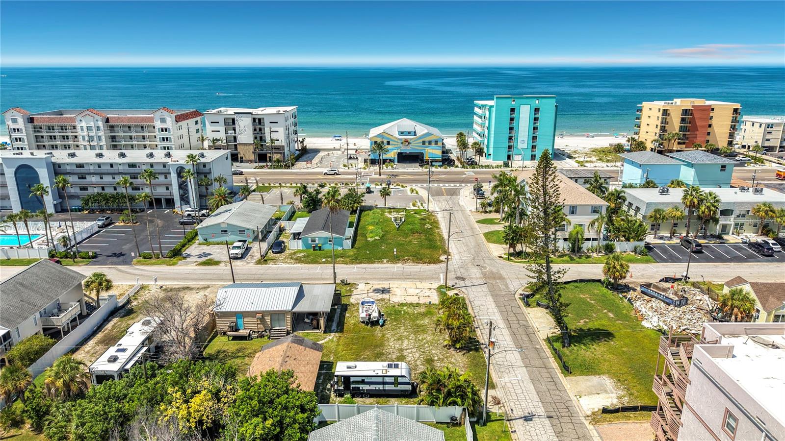 14065 Palm St Property Photo 23