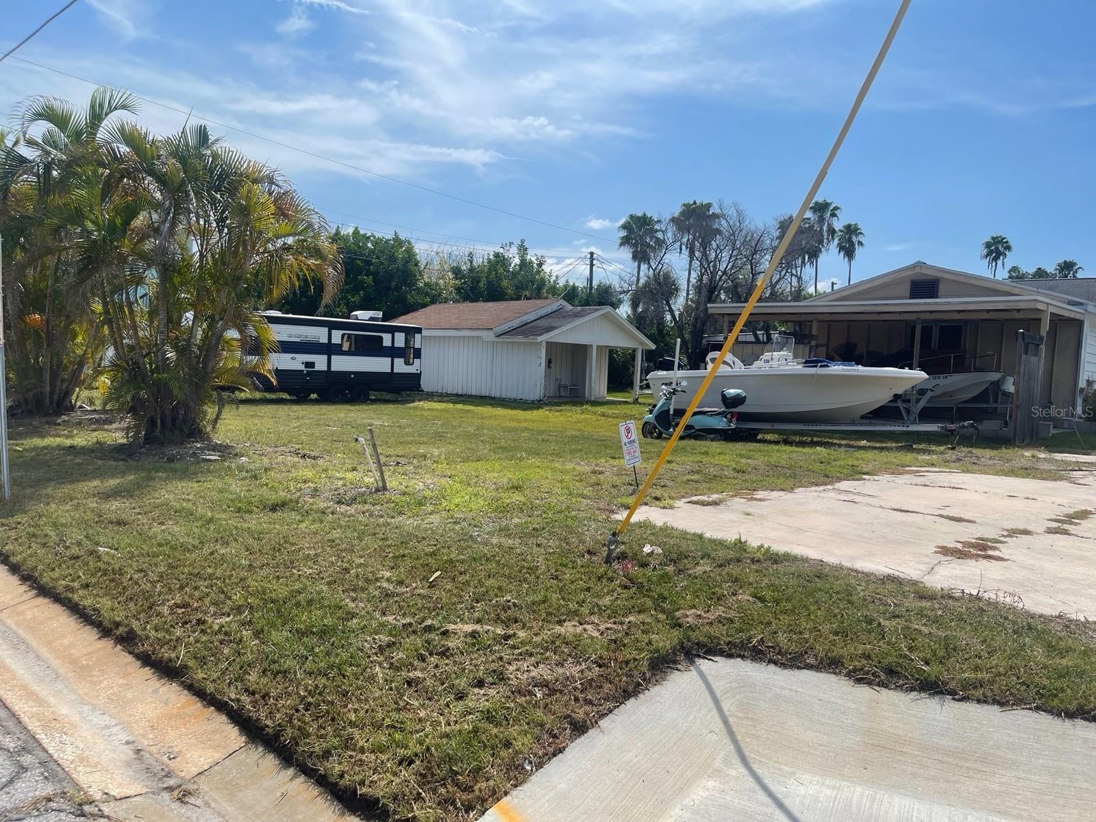 14065 Palm St Property Photo 45