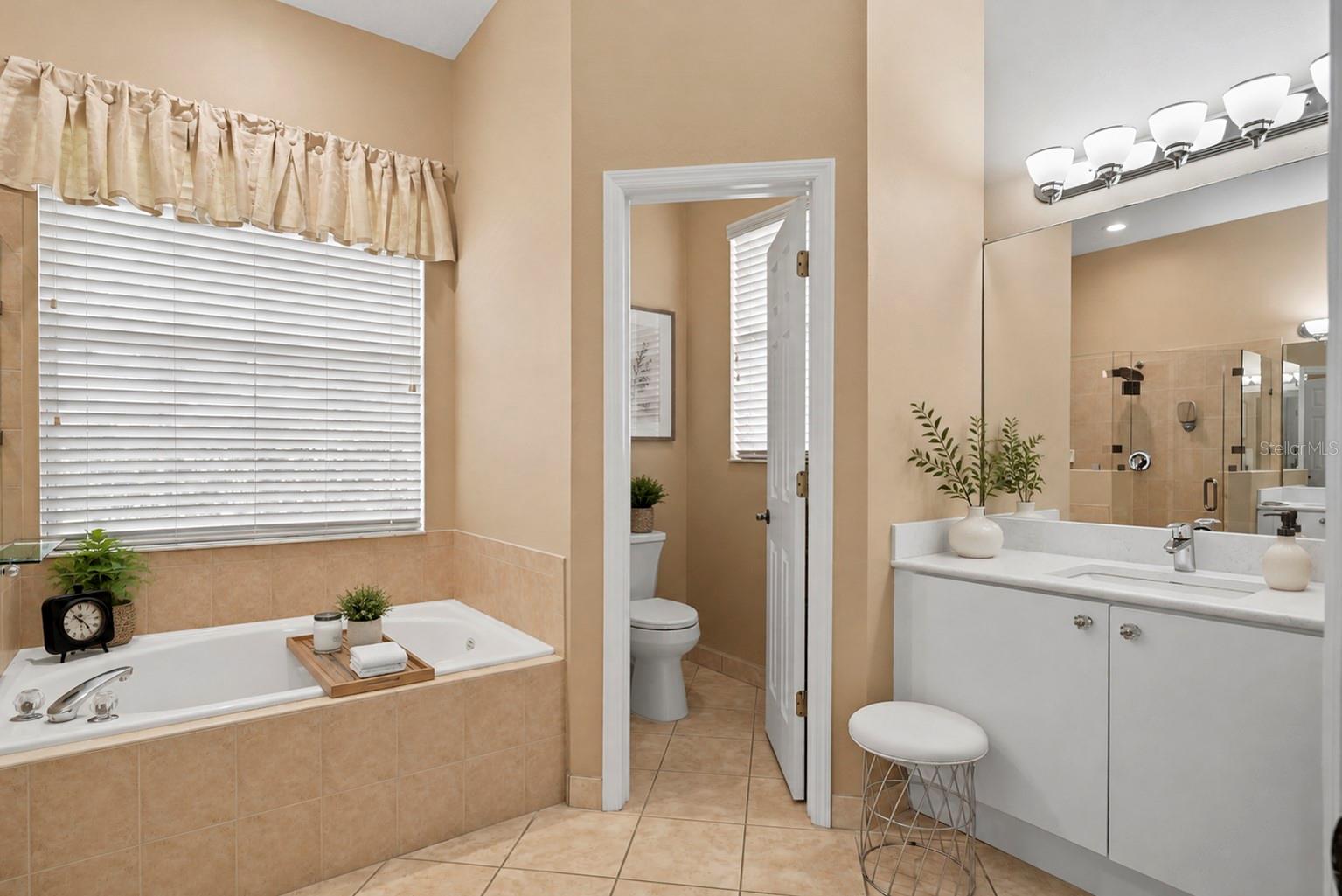 2648 Valiant Dr Property Photo 22