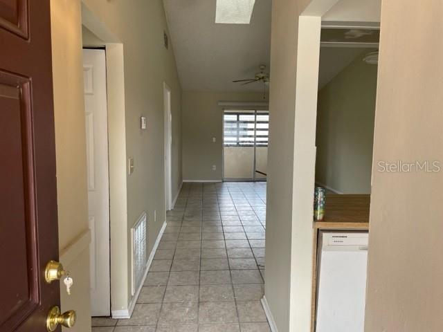 O6431327 Property Photo 2