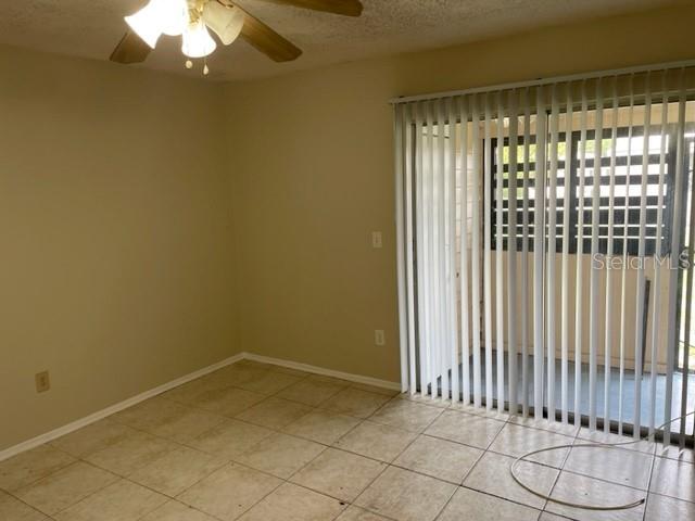 O6431327 Property Photo 6