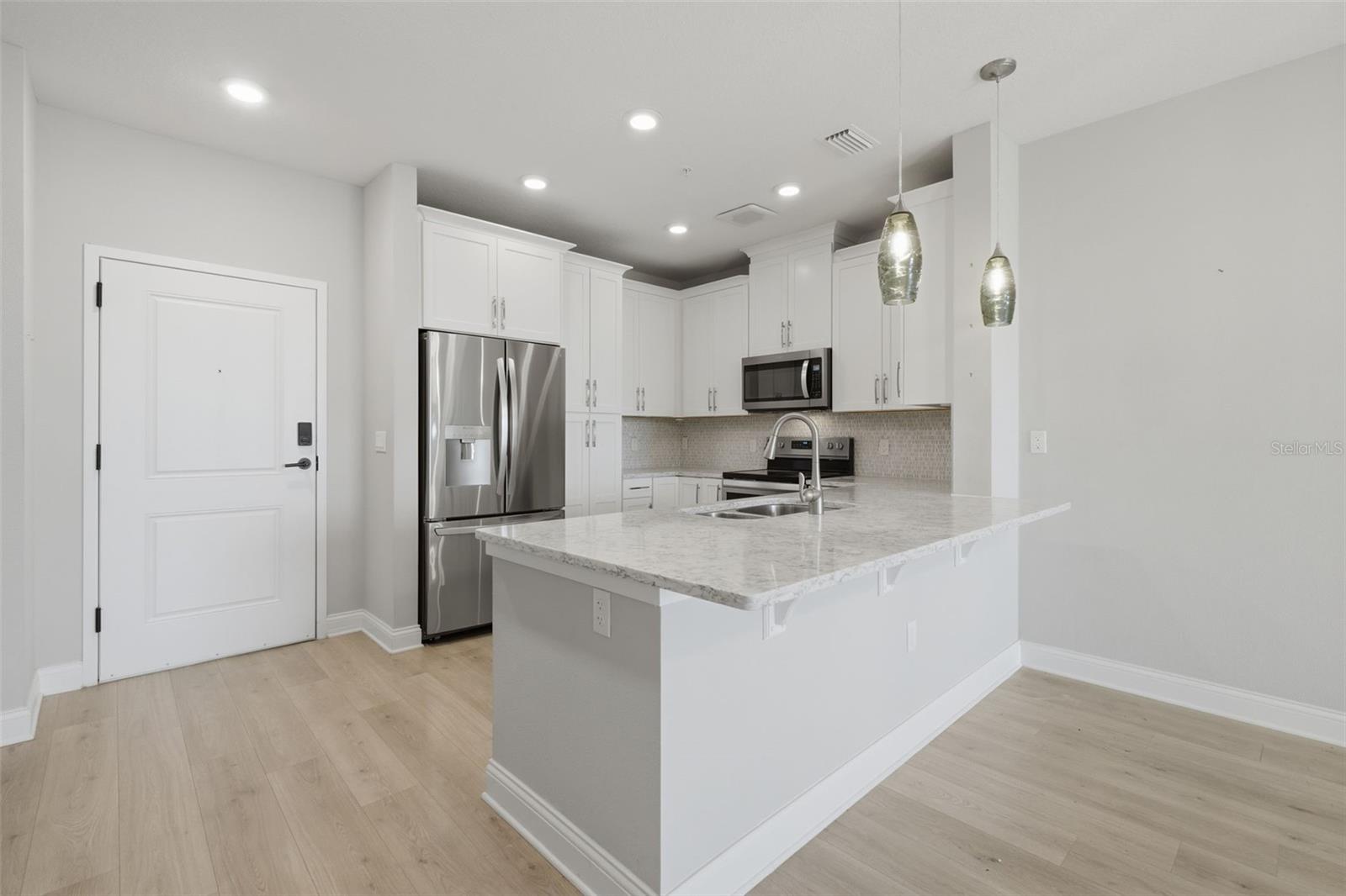 7505 Laureate Blvd #2408 Property Photo 10