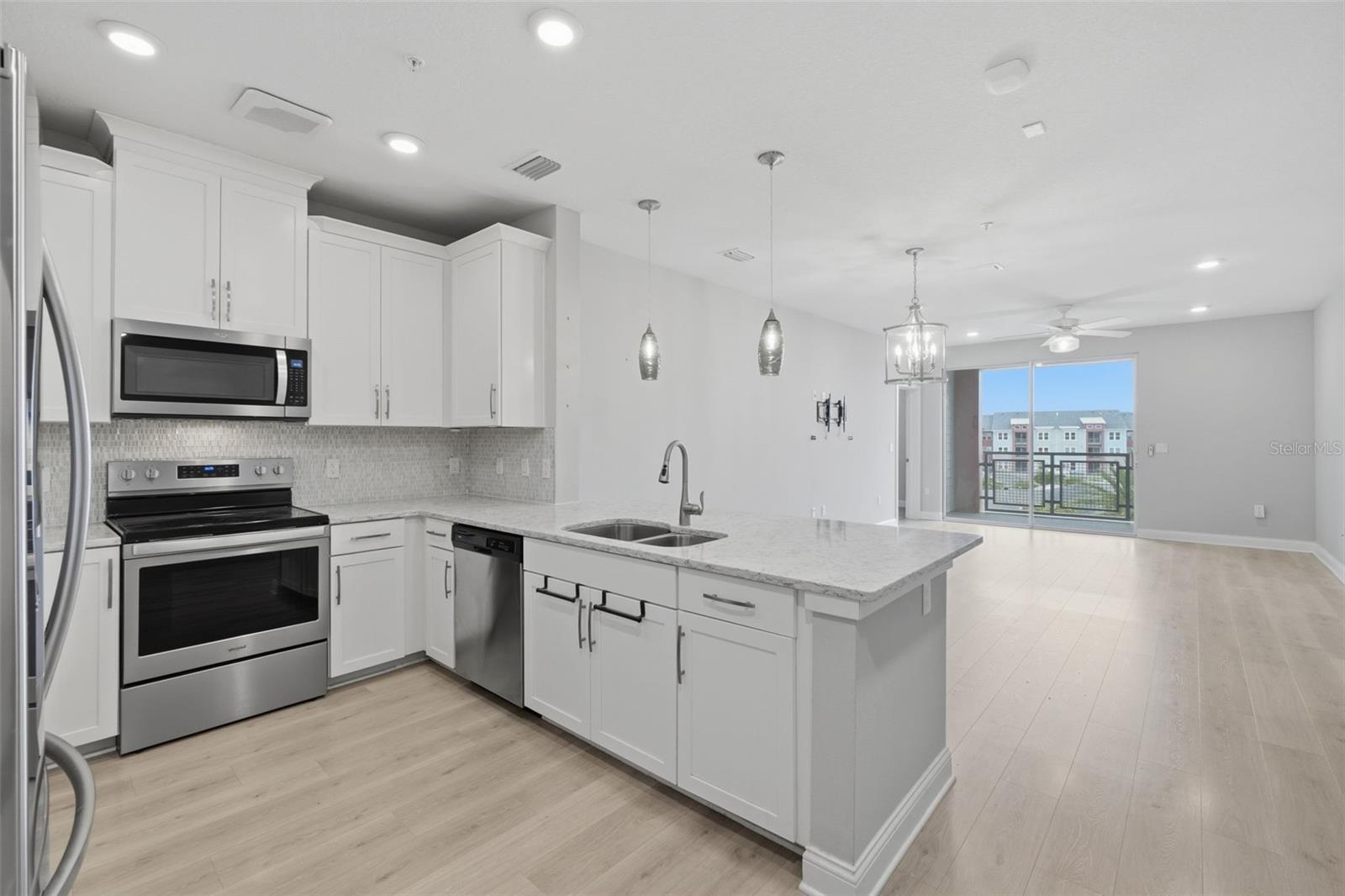 7505 Laureate Blvd #2408 Property Photo 12