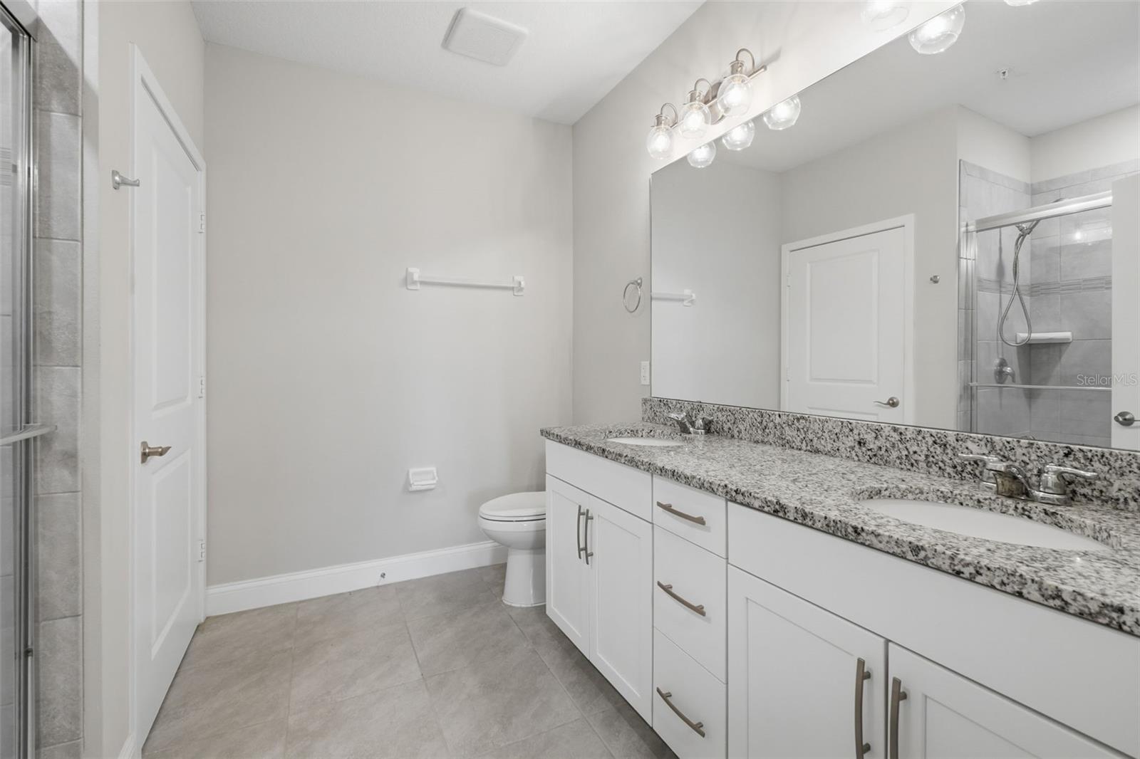 7505 Laureate Blvd #2408 Property Photo 26