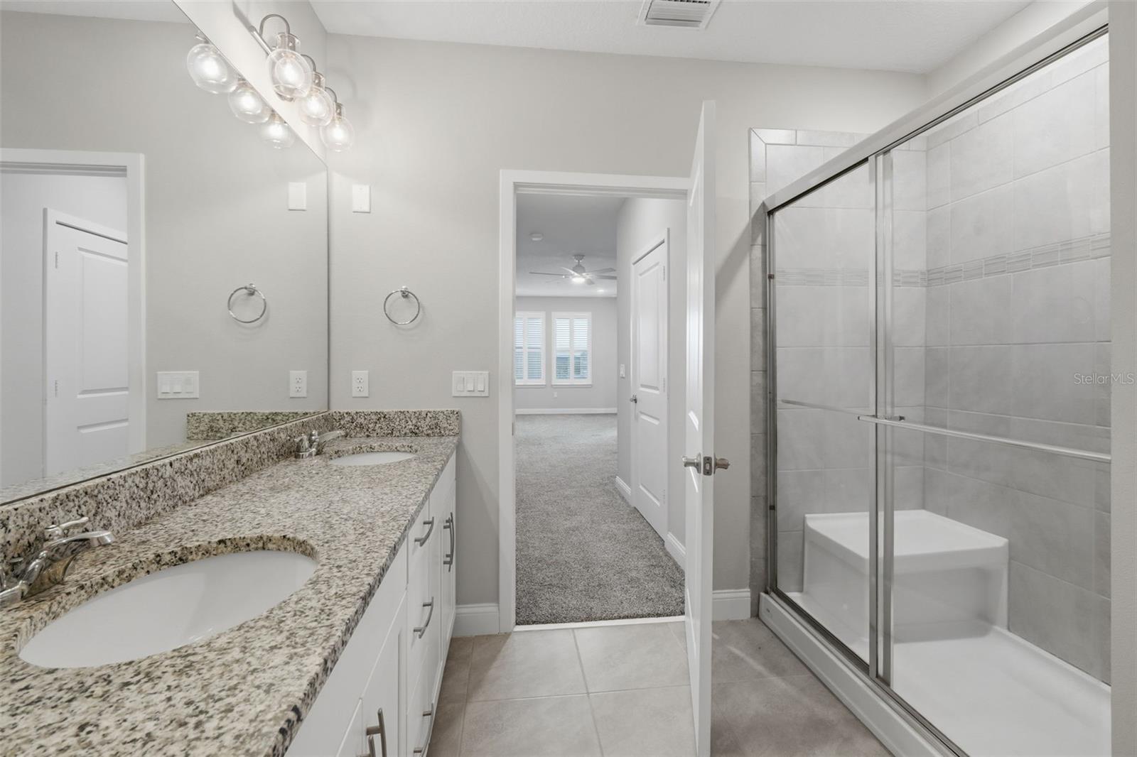 7505 Laureate Blvd #2408 Property Photo 27