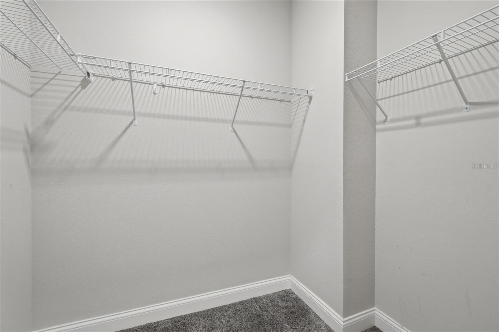 7505 Laureate Blvd #2408 Property Photo 28