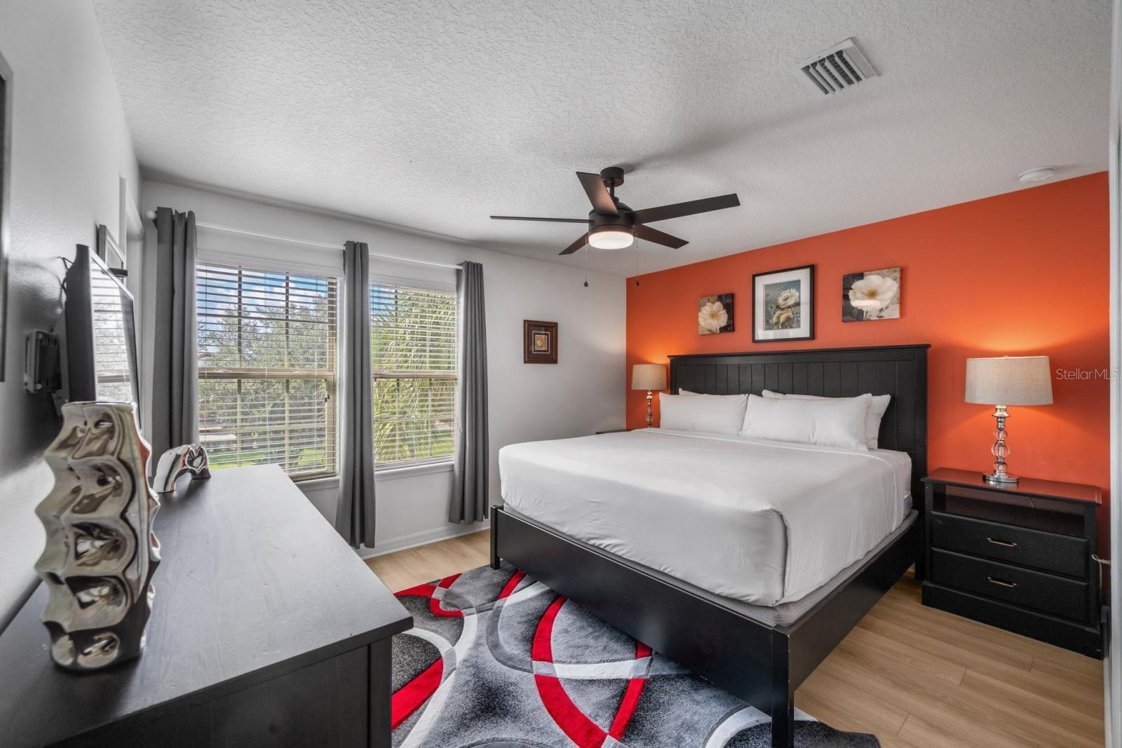 O6431362 Property Photo 16