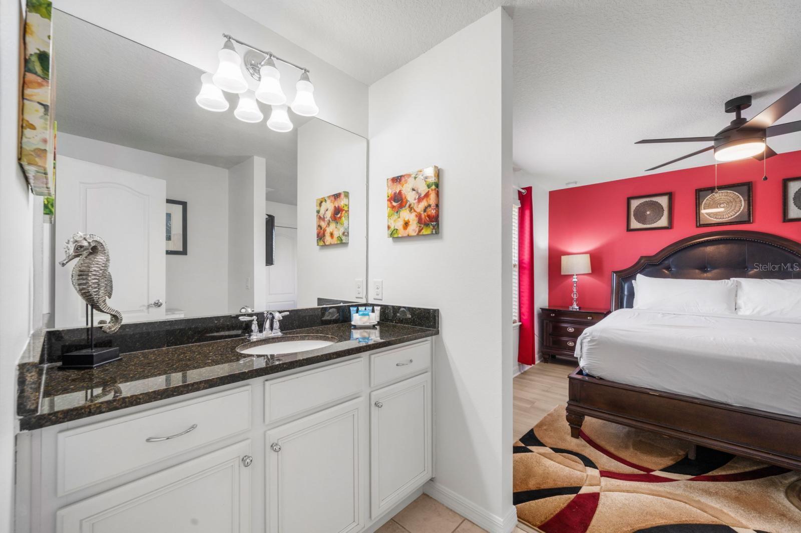 O6431362 Property Photo 18