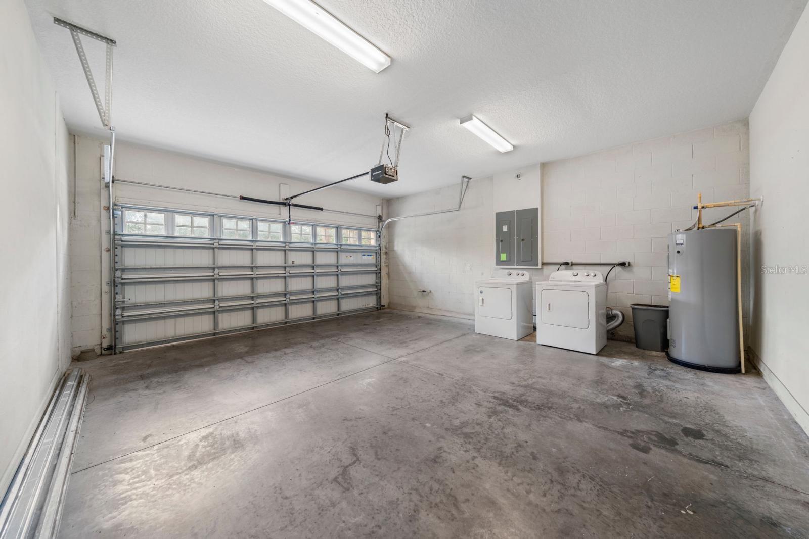 O6431362 Property Photo 22