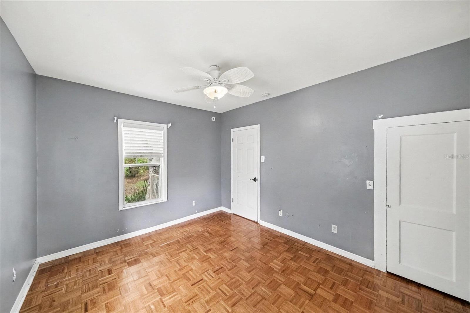 1509 W Windhorst Rd Property Photo 20