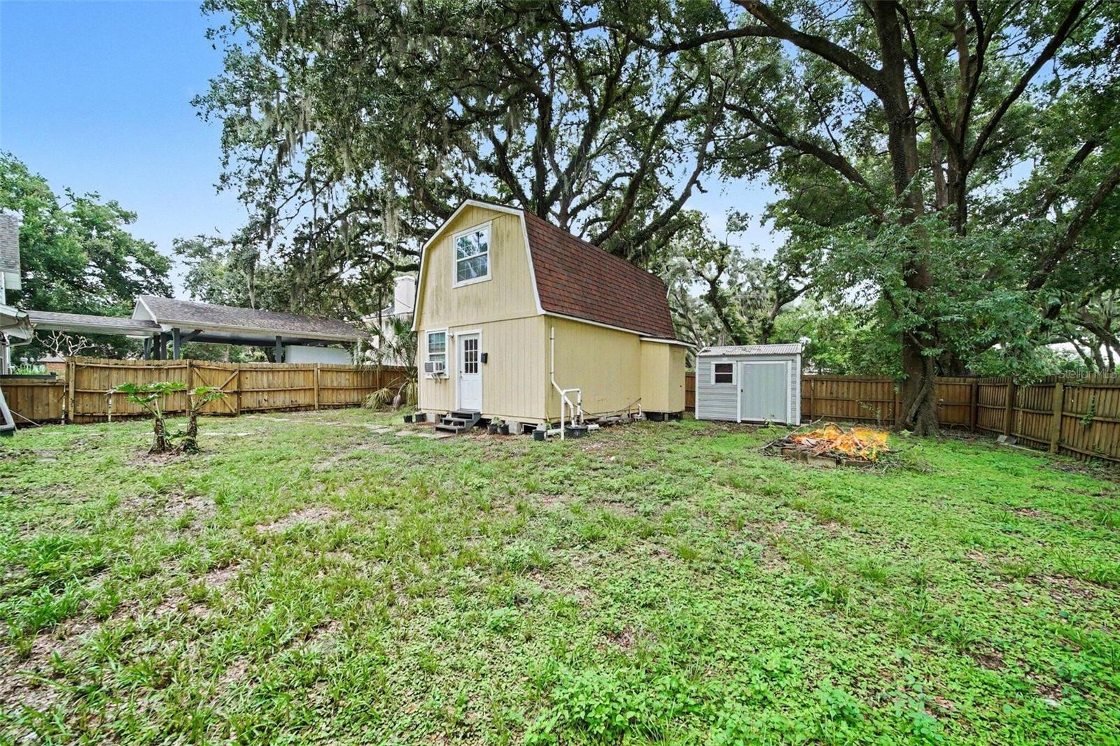 1509 W Windhorst Rd Property Photo 26