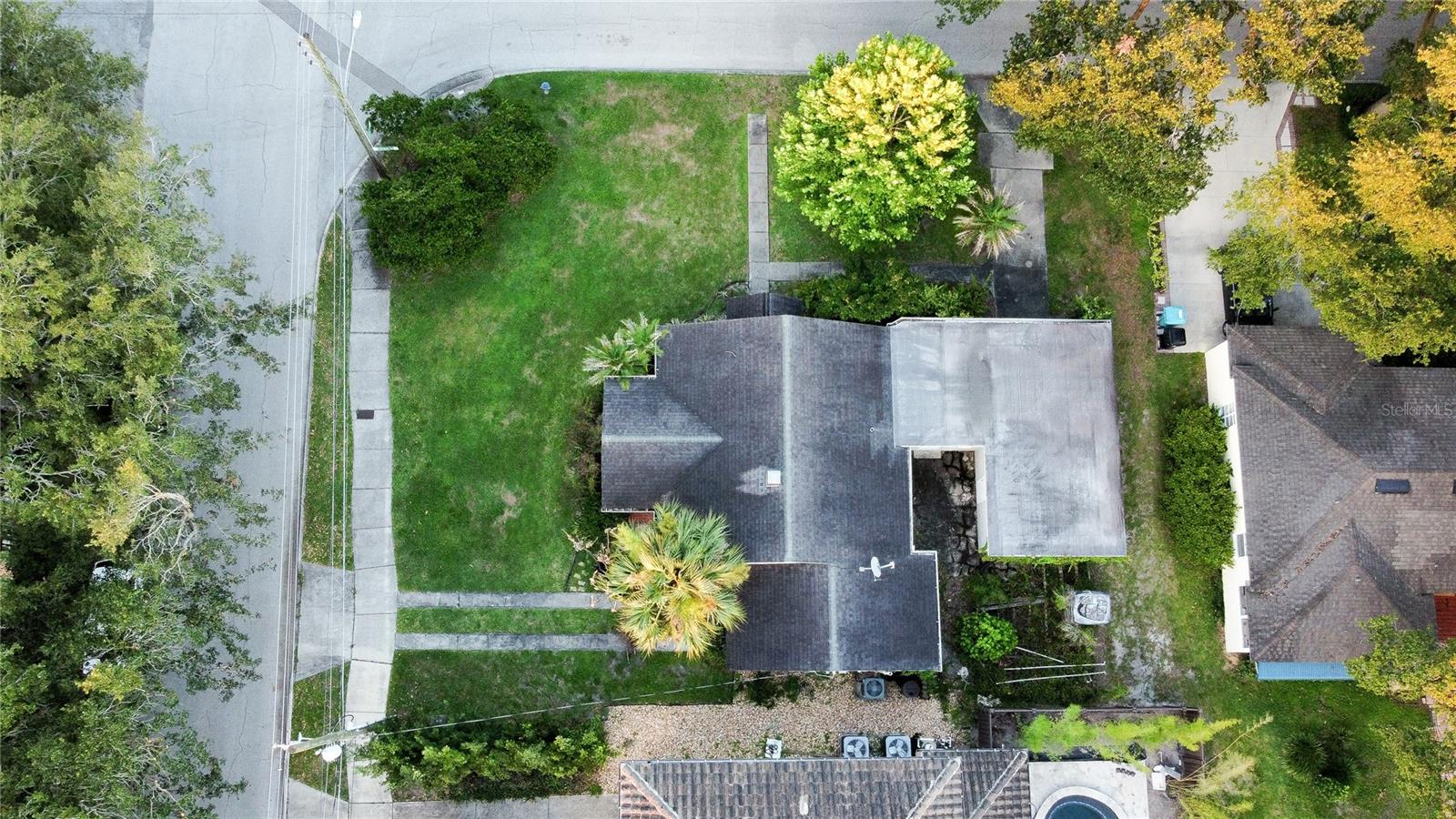 2942 Helen Ave Property Photo 6
