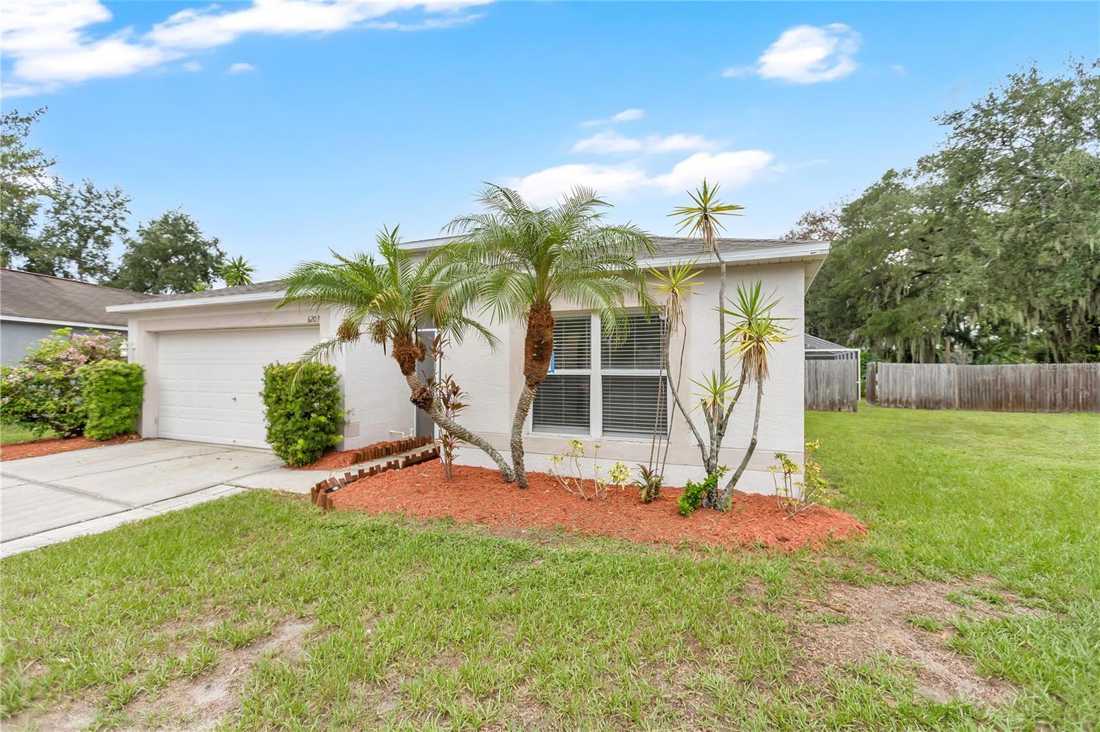 6203 Venezia Pl Property Photo 3