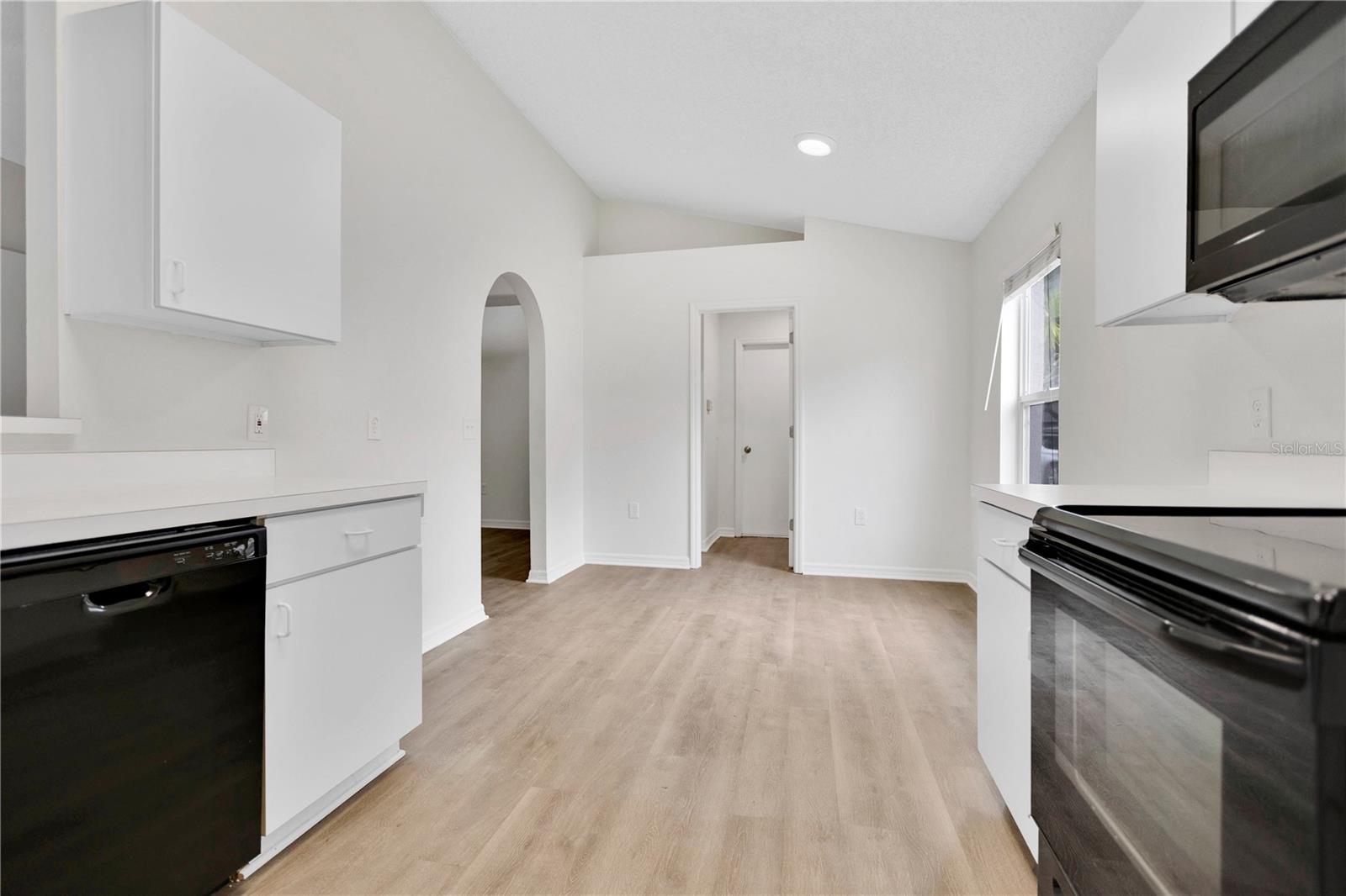 6203 Venezia Pl Property Photo 10