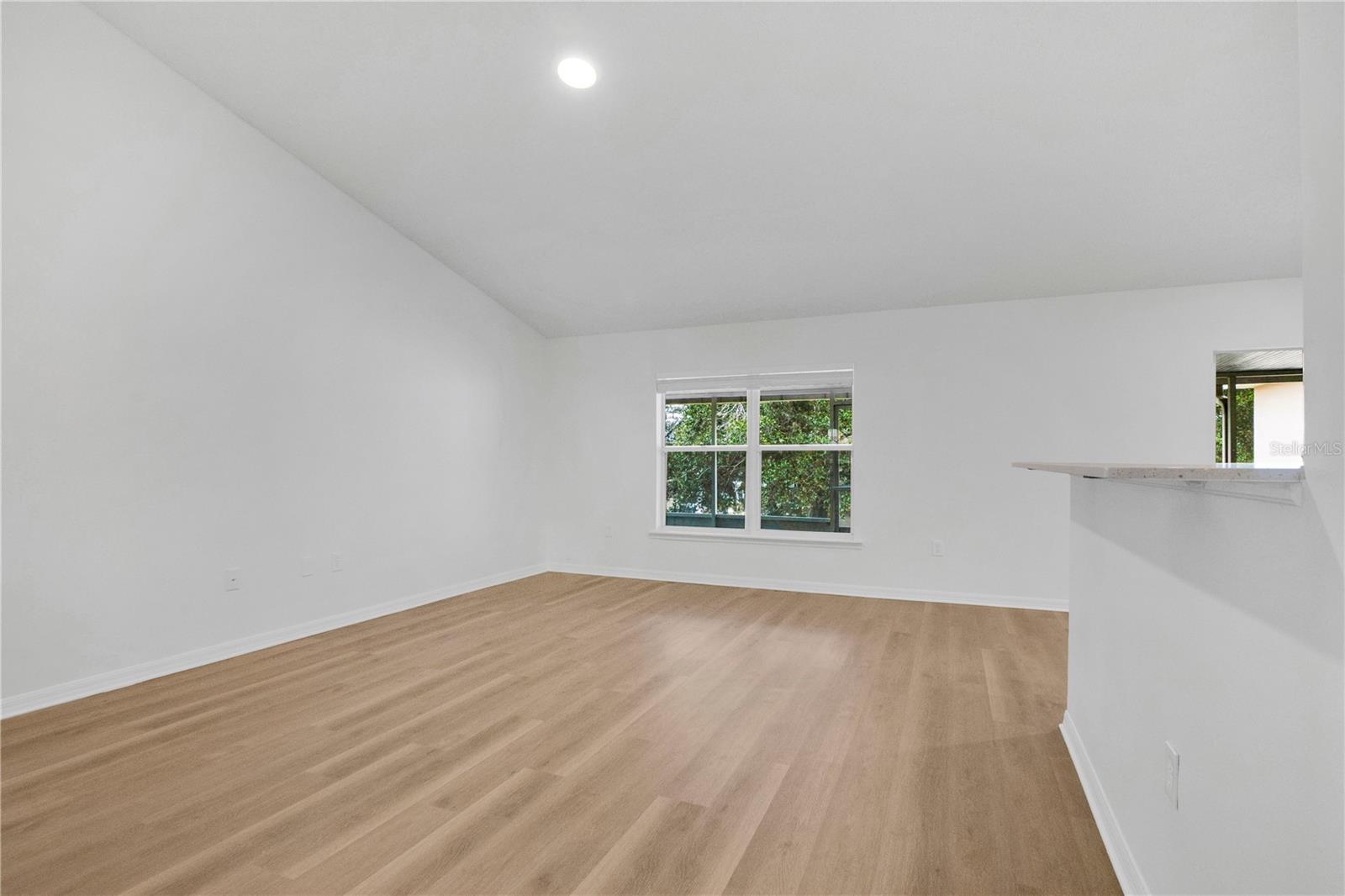 2885 White Magnolia Loop Property Photo 12