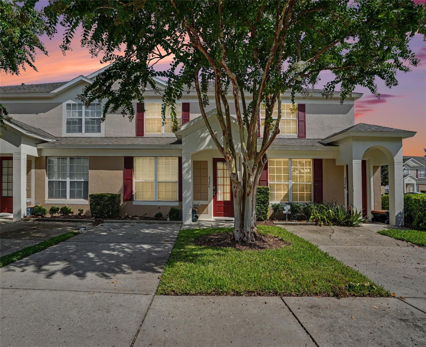 2326 Silver Palm Dr Property Photo 1