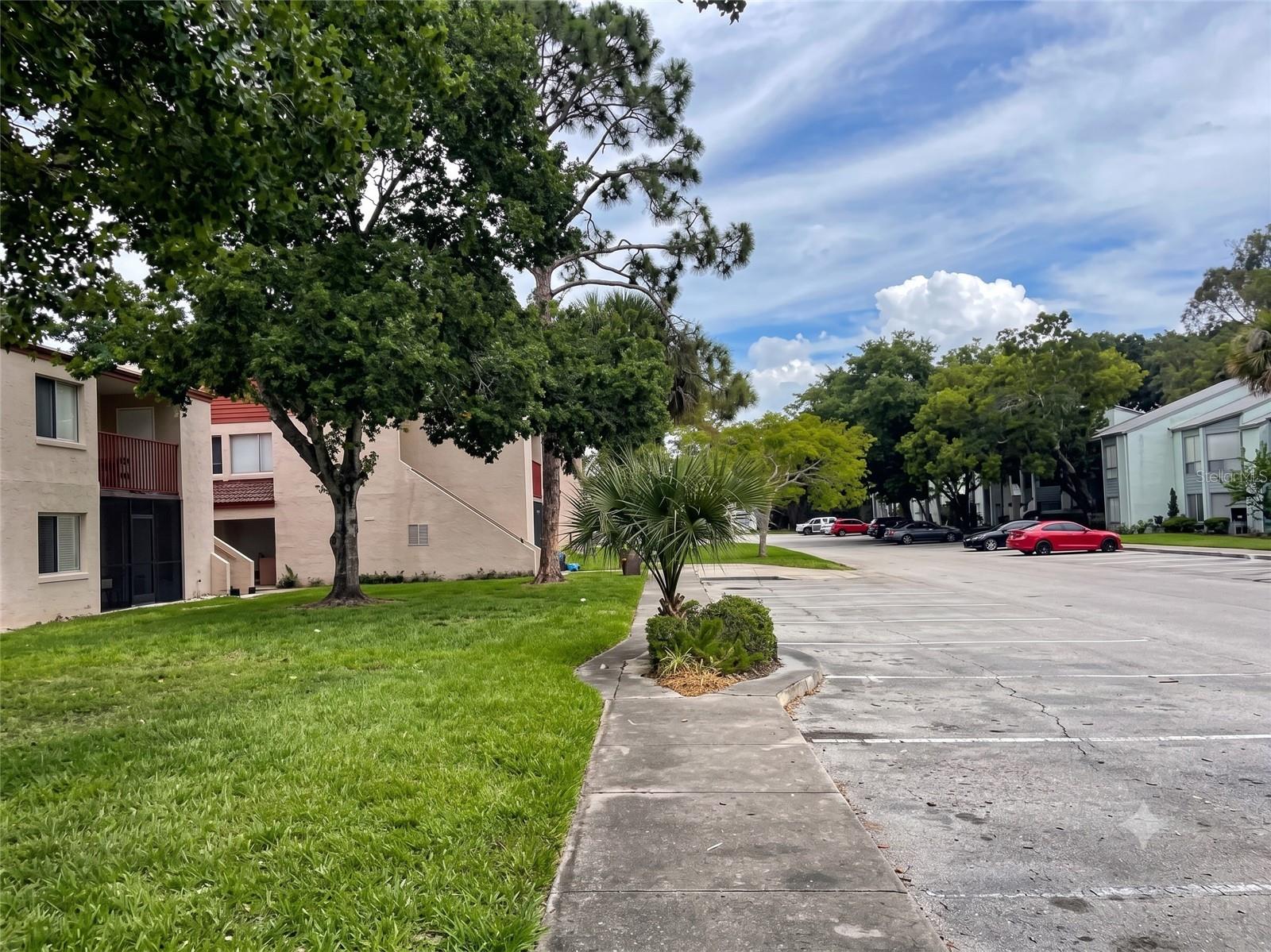 4322 Lakeway Dr #13f Property Photo 4