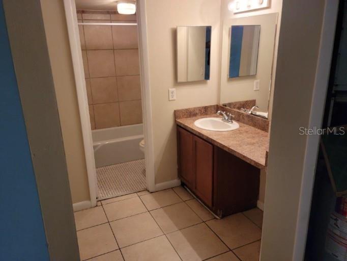 4322 Lakeway Dr #13f Property Photo 9