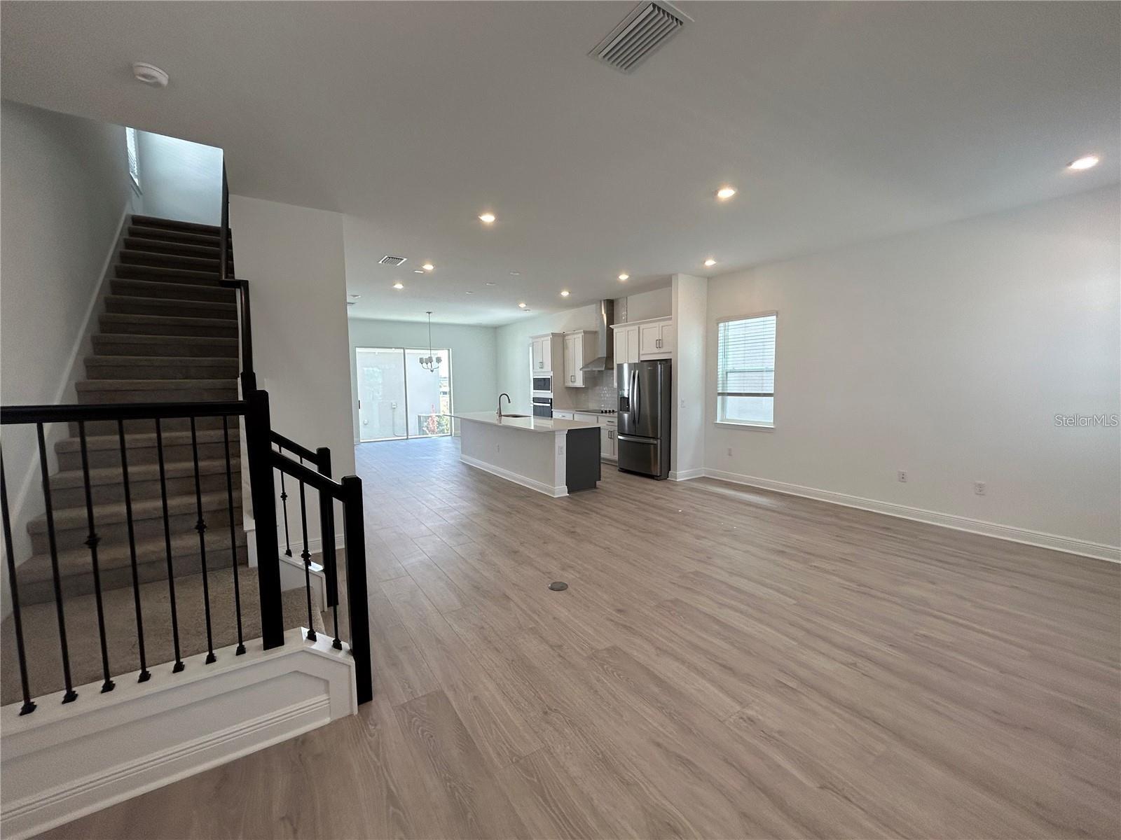 16902 Hamlin Oasis Loop Property Photo 2