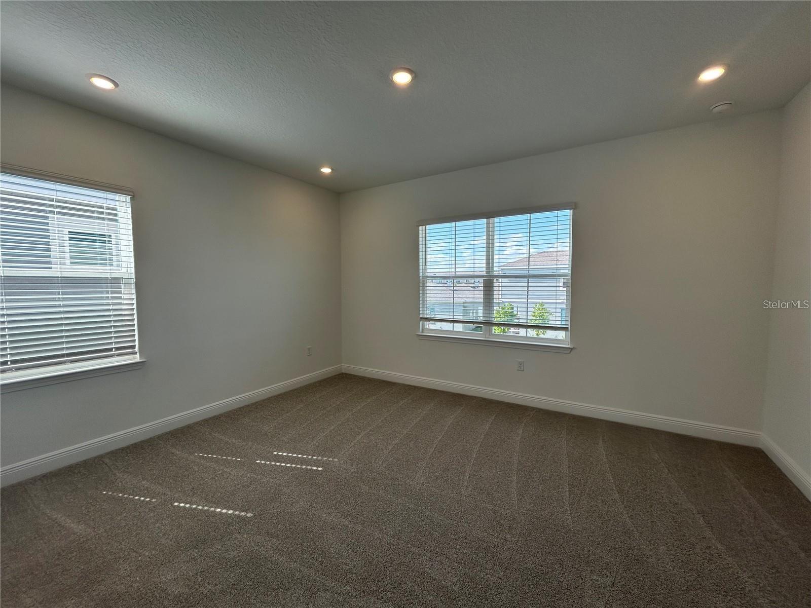 16902 Hamlin Oasis Loop Property Photo 13