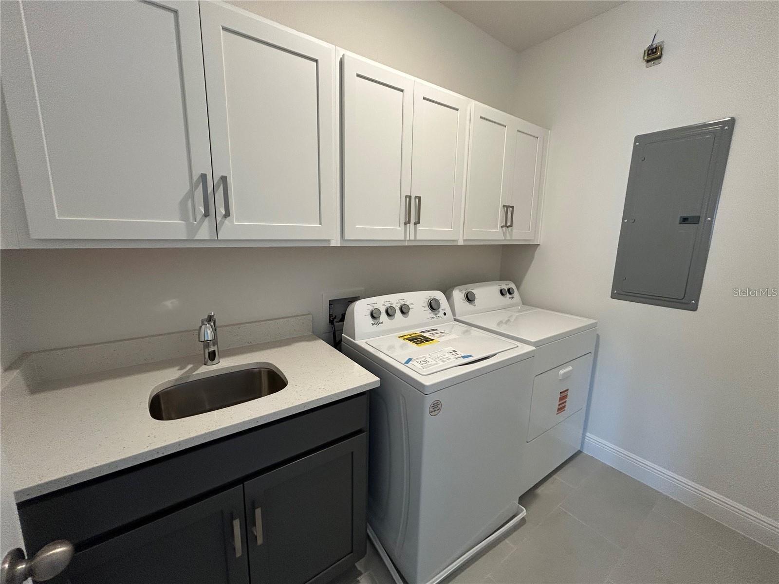 16902 Hamlin Oasis Loop Property Photo 19