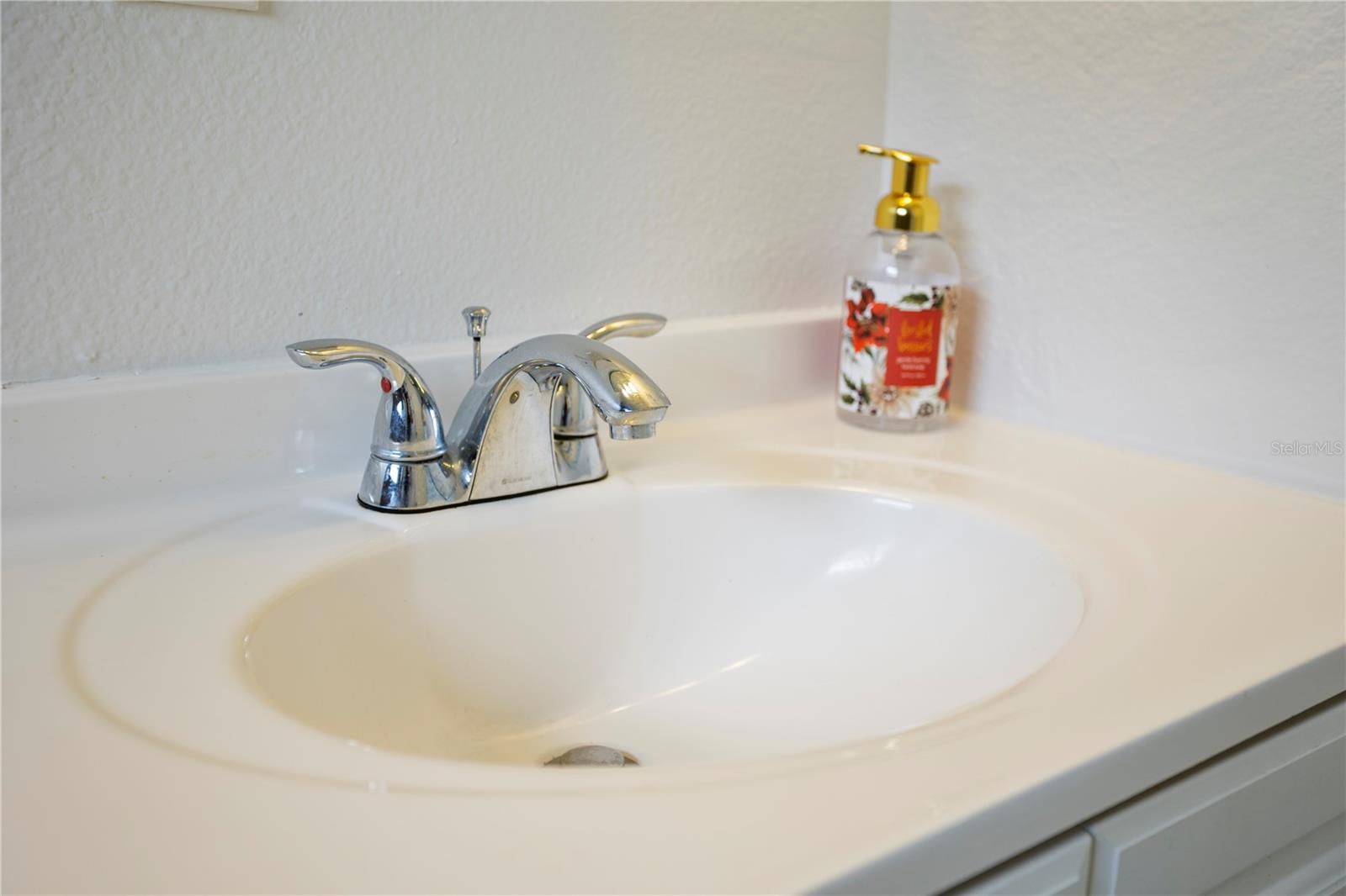 909 Ursula St Property Photo 16
