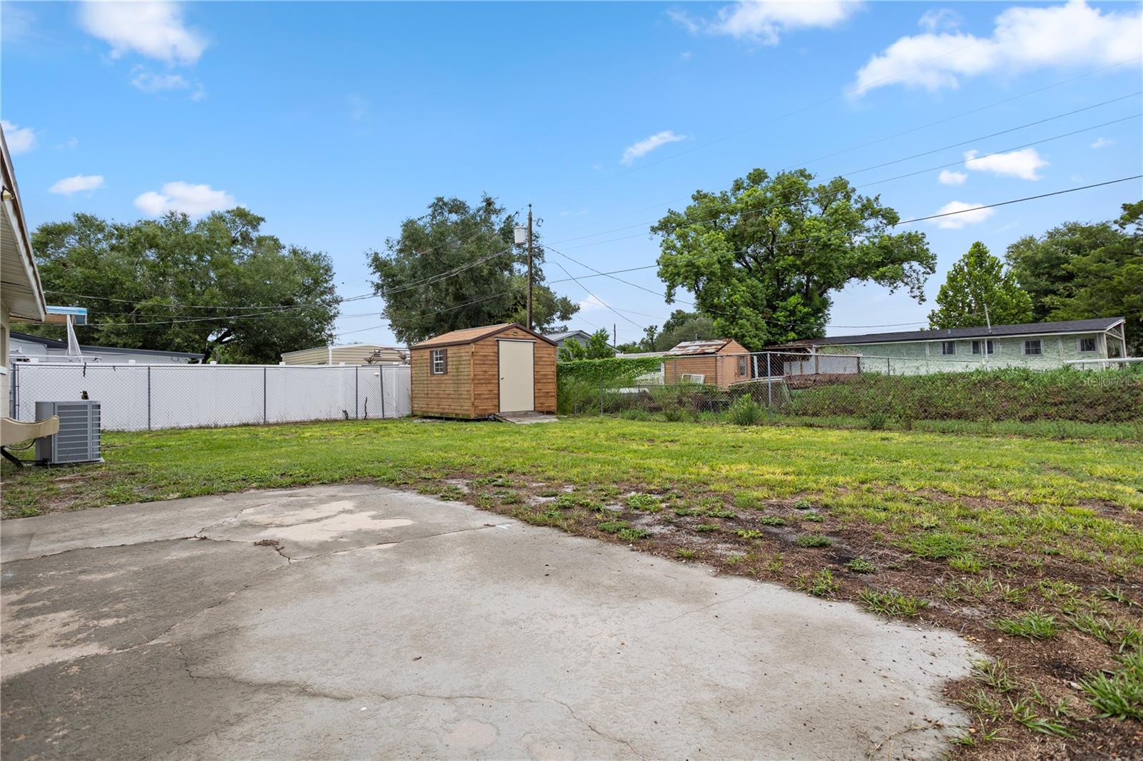 909 Ursula St Property Photo 23