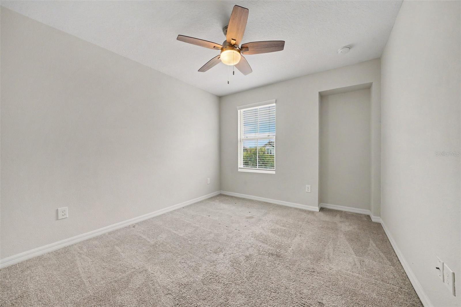 1752 Fulfillment Dr Property Photo 15