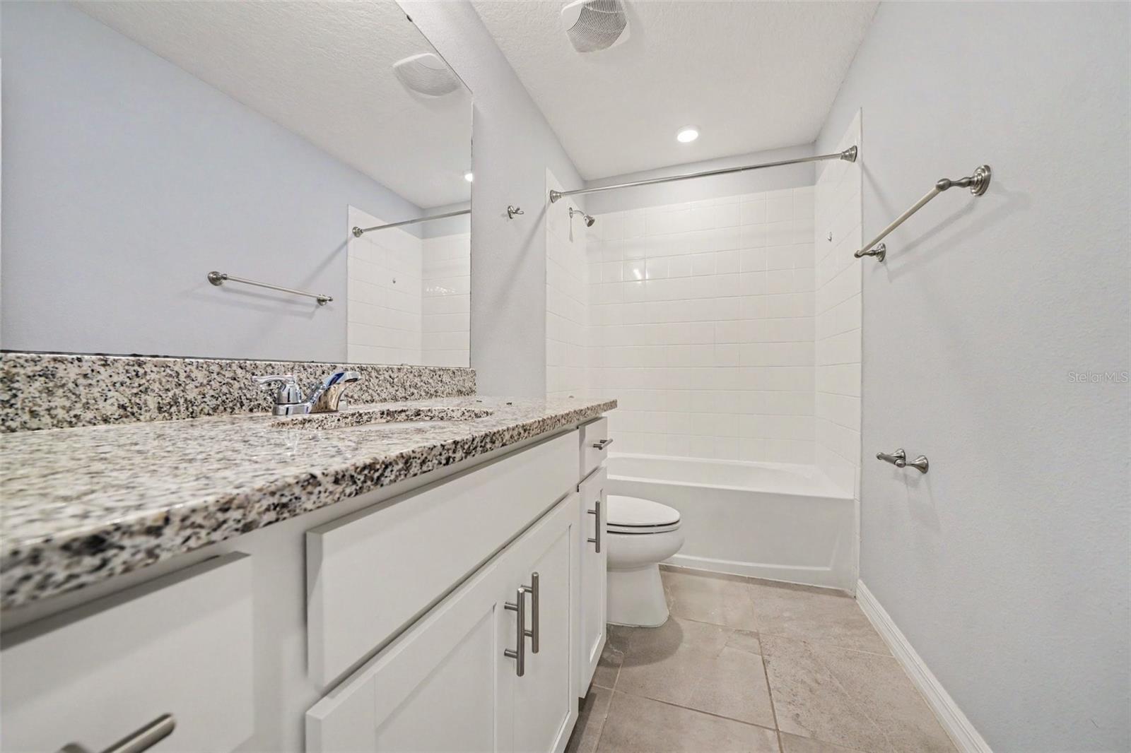 1752 Fulfillment Dr Property Photo 17