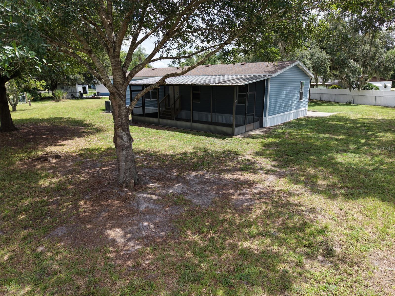18577 Everett Rd Property Photo 29