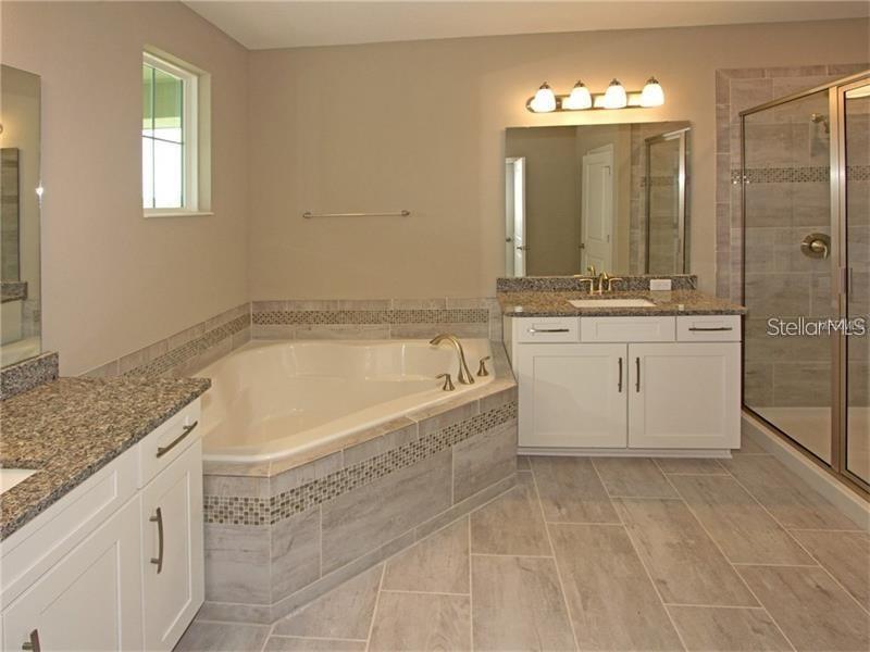 8712 Crescendo Ave Property Photo 9