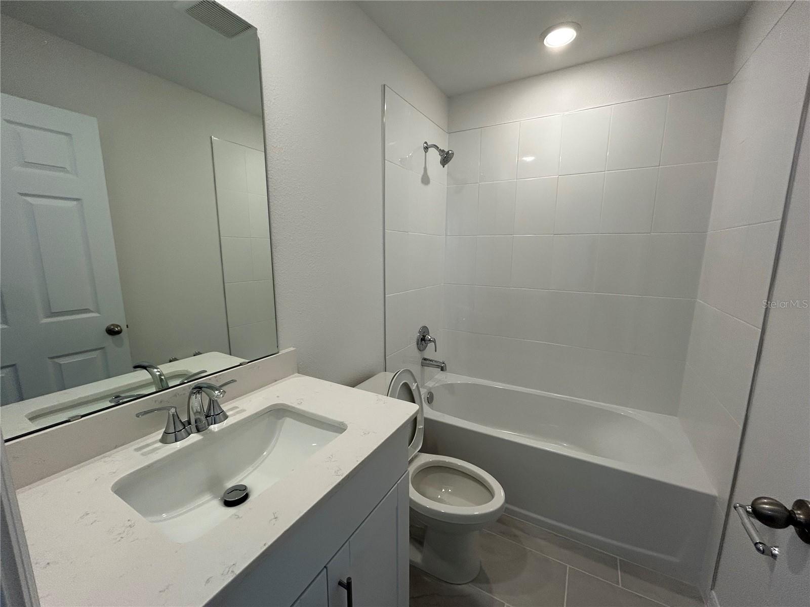 8712 Crescendo Ave Property Photo 17
