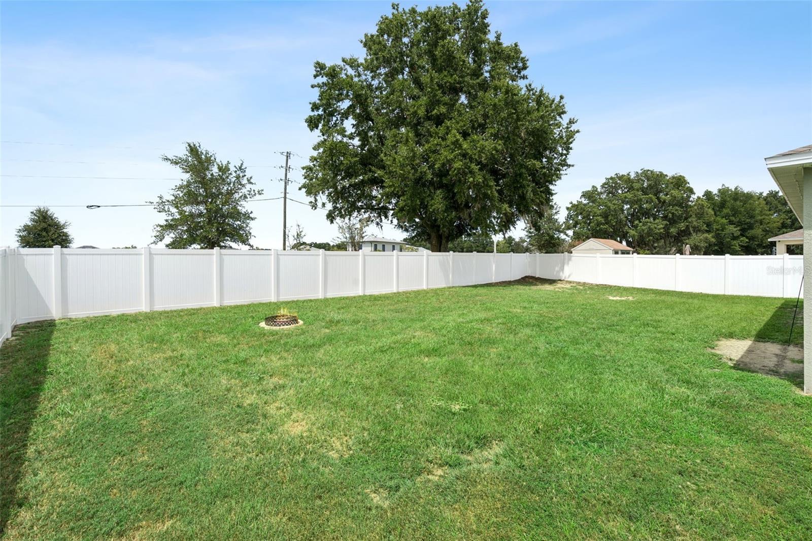 1869 Sunset Ridge Dr Property Photo 27