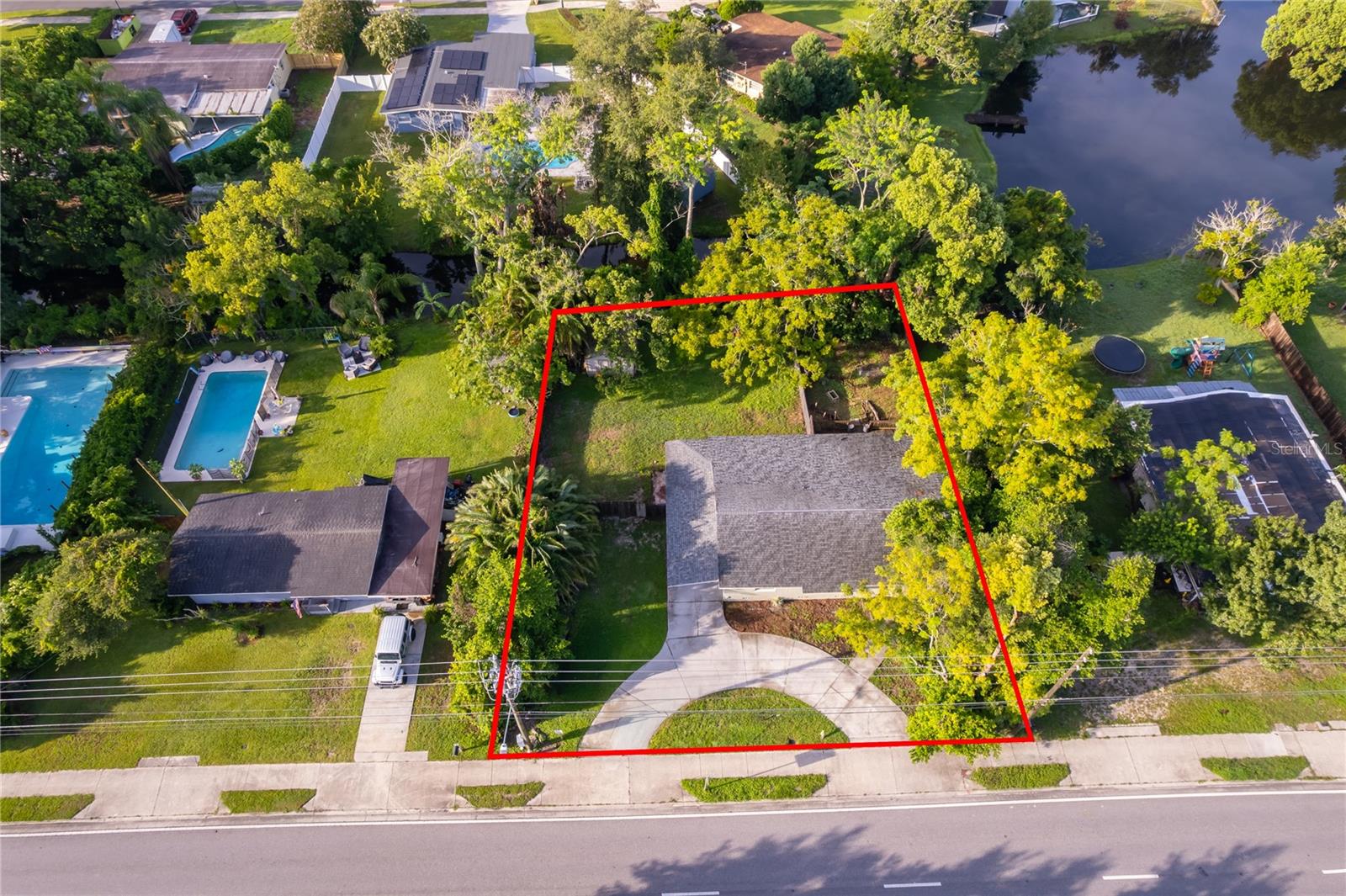 324 Seminola Blvd Property Photo 4