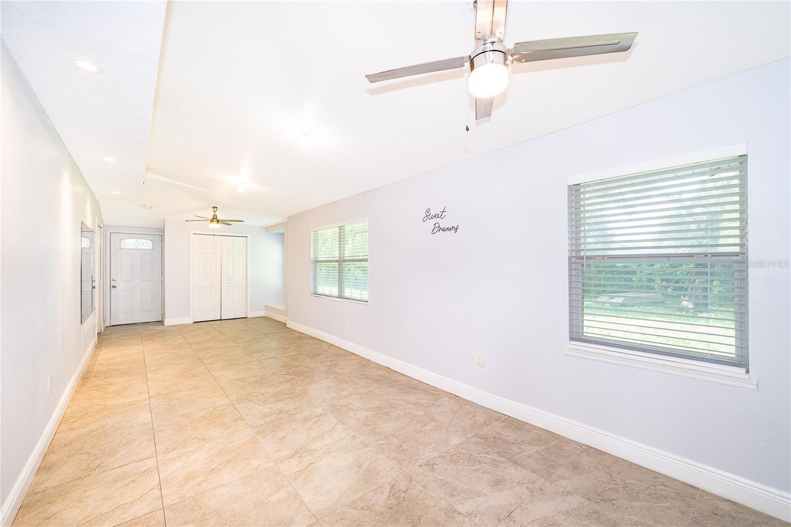 324 Seminola Blvd Property Photo 24